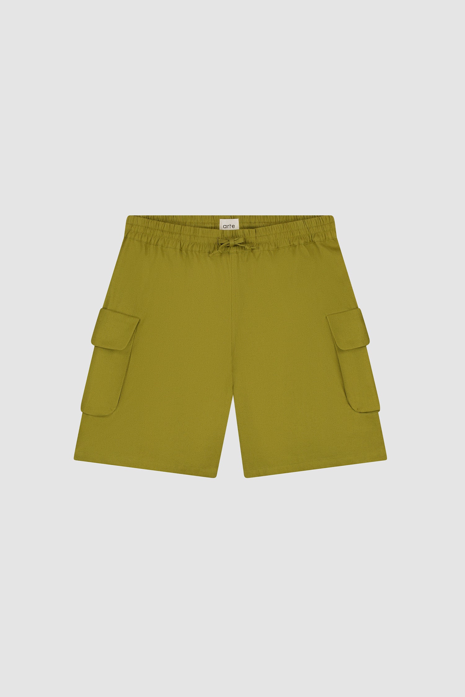 Short cargo en lin vert, vue de face
