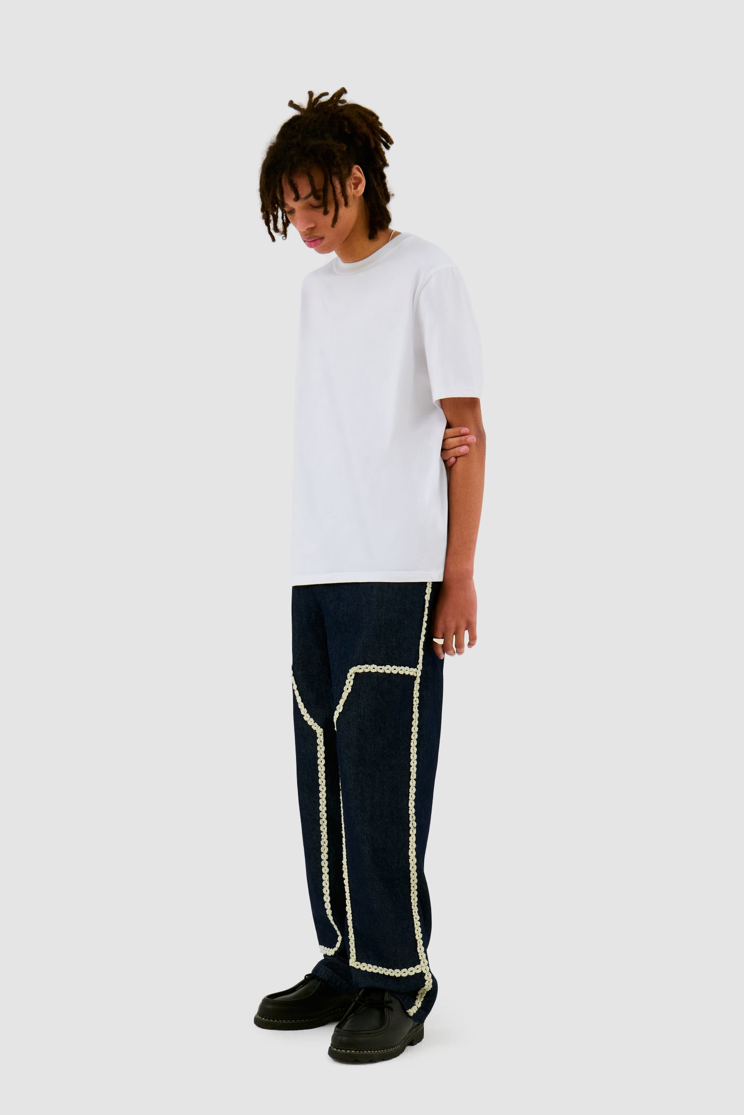 Flower Trim Denim Pants - Dark Wash