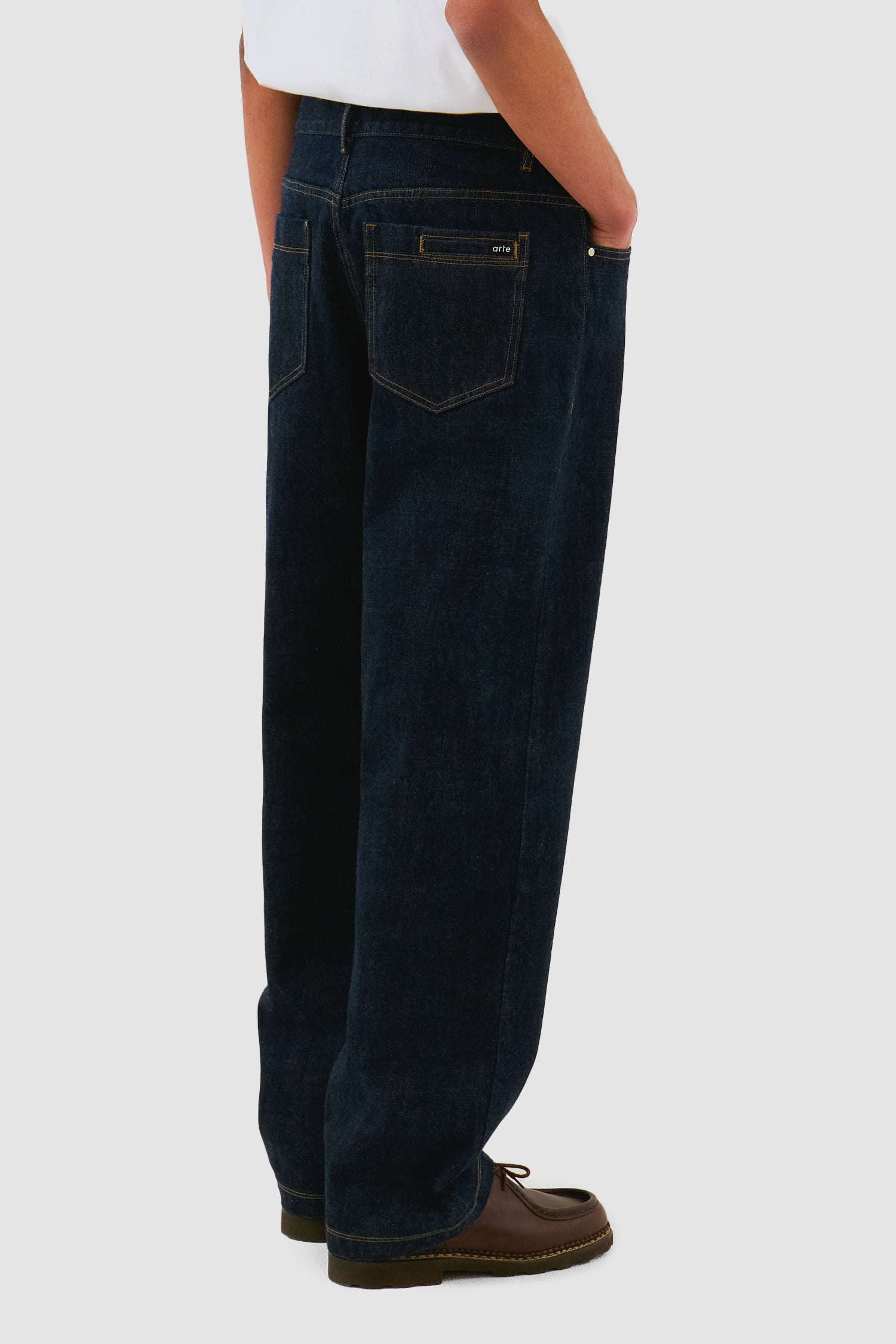 Pantalon en jean - Denim brut - Arte Antwerp