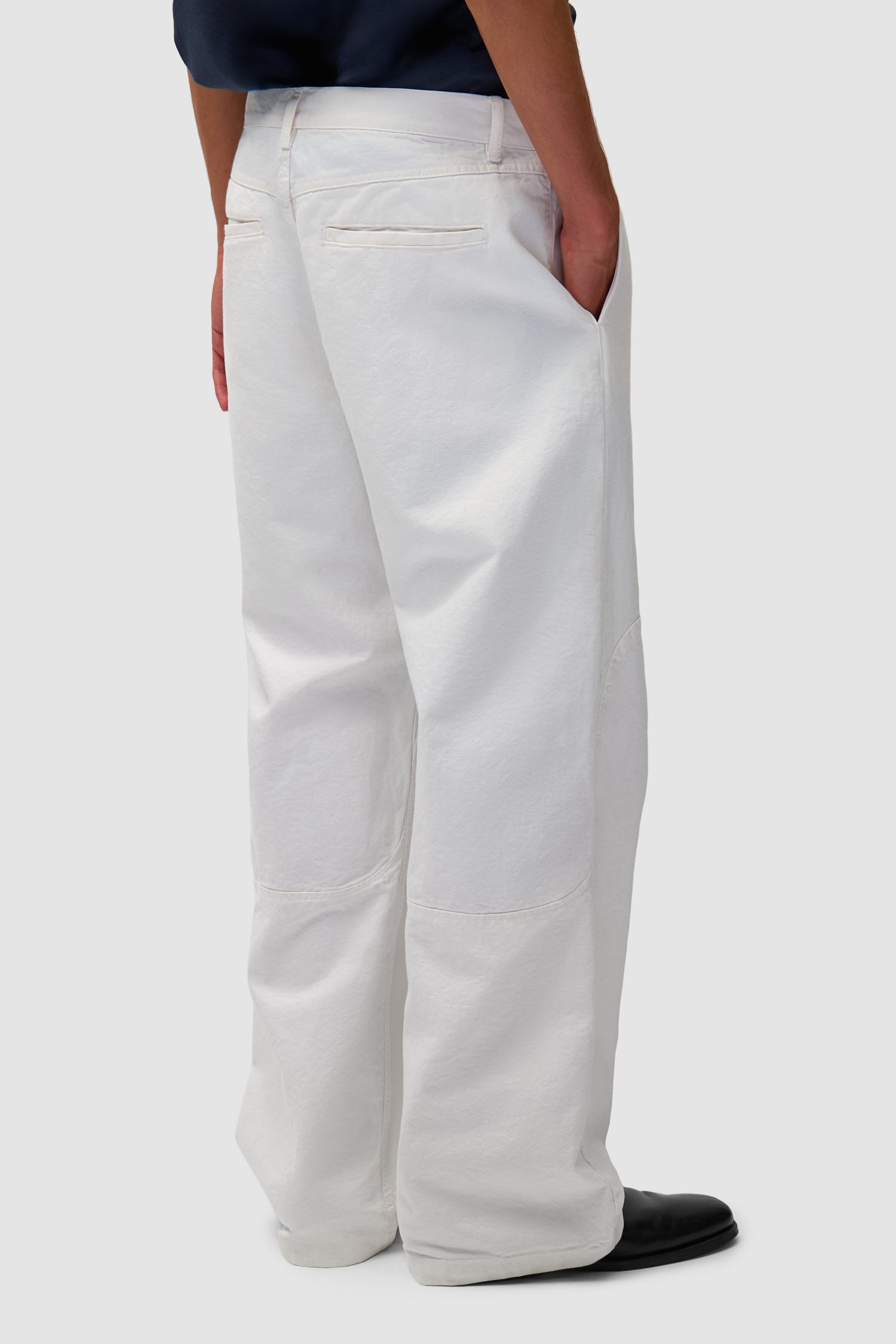 Round Knee Cut Pants - White