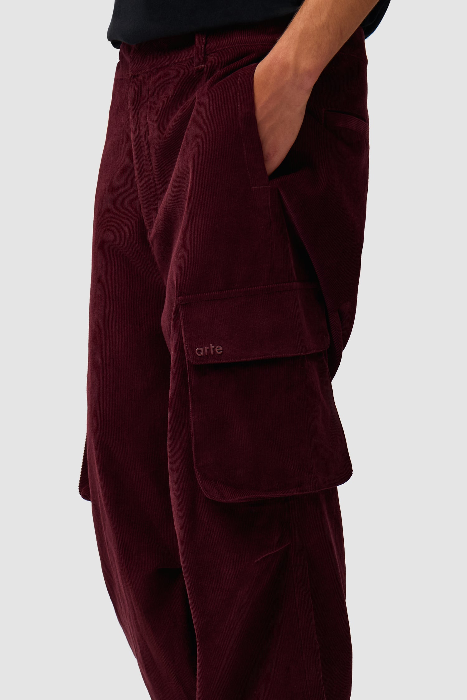 Corduroy Cargo Pants - Bordeaux
