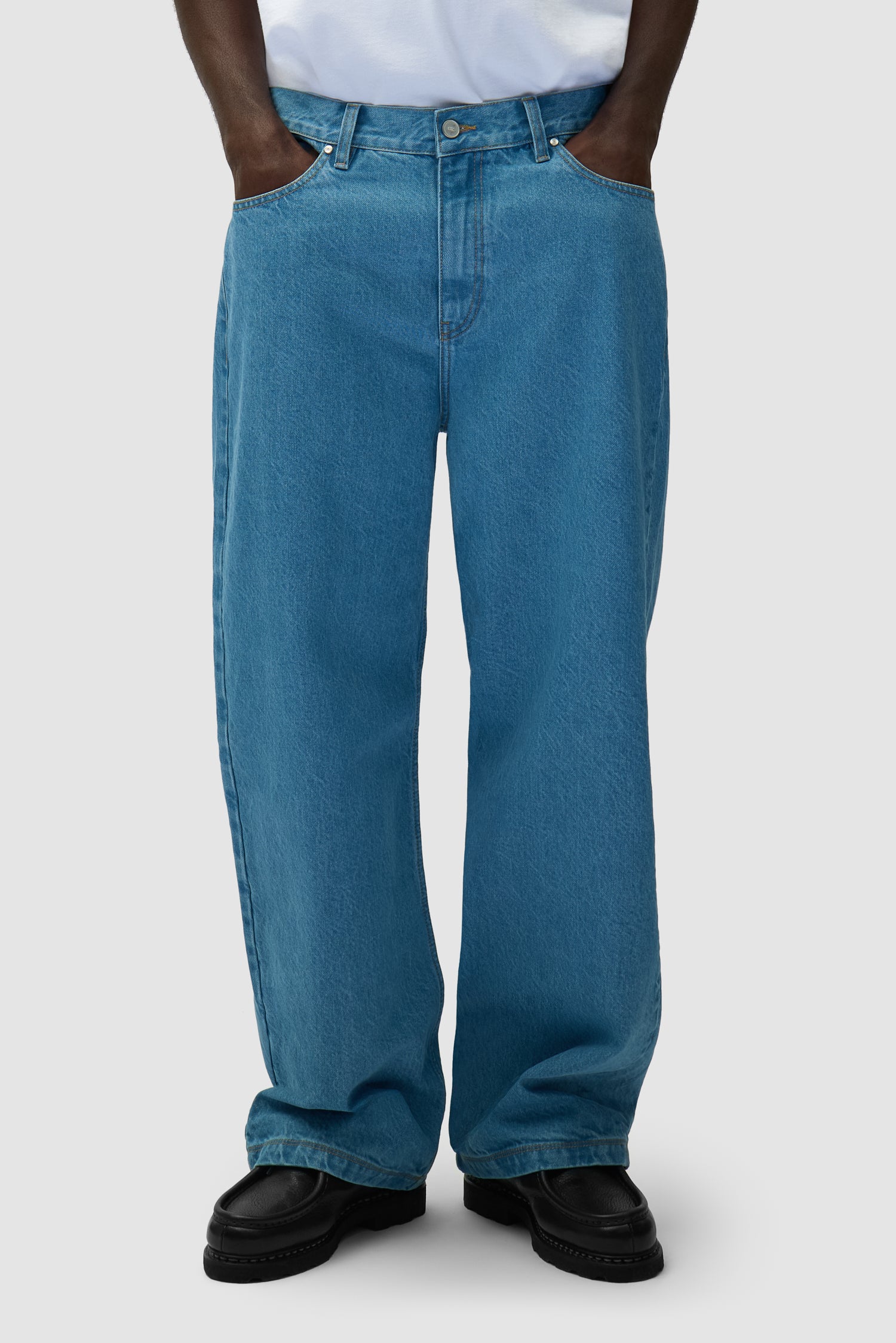 Back Pocket Graphic Pants - Bleach