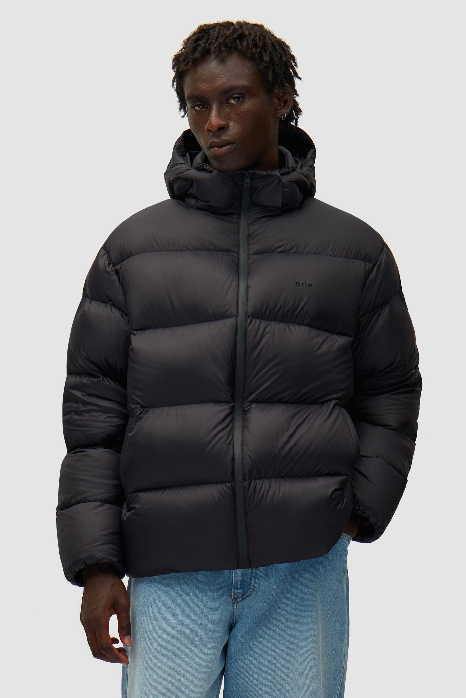 Arte Puffer Jacket - Black