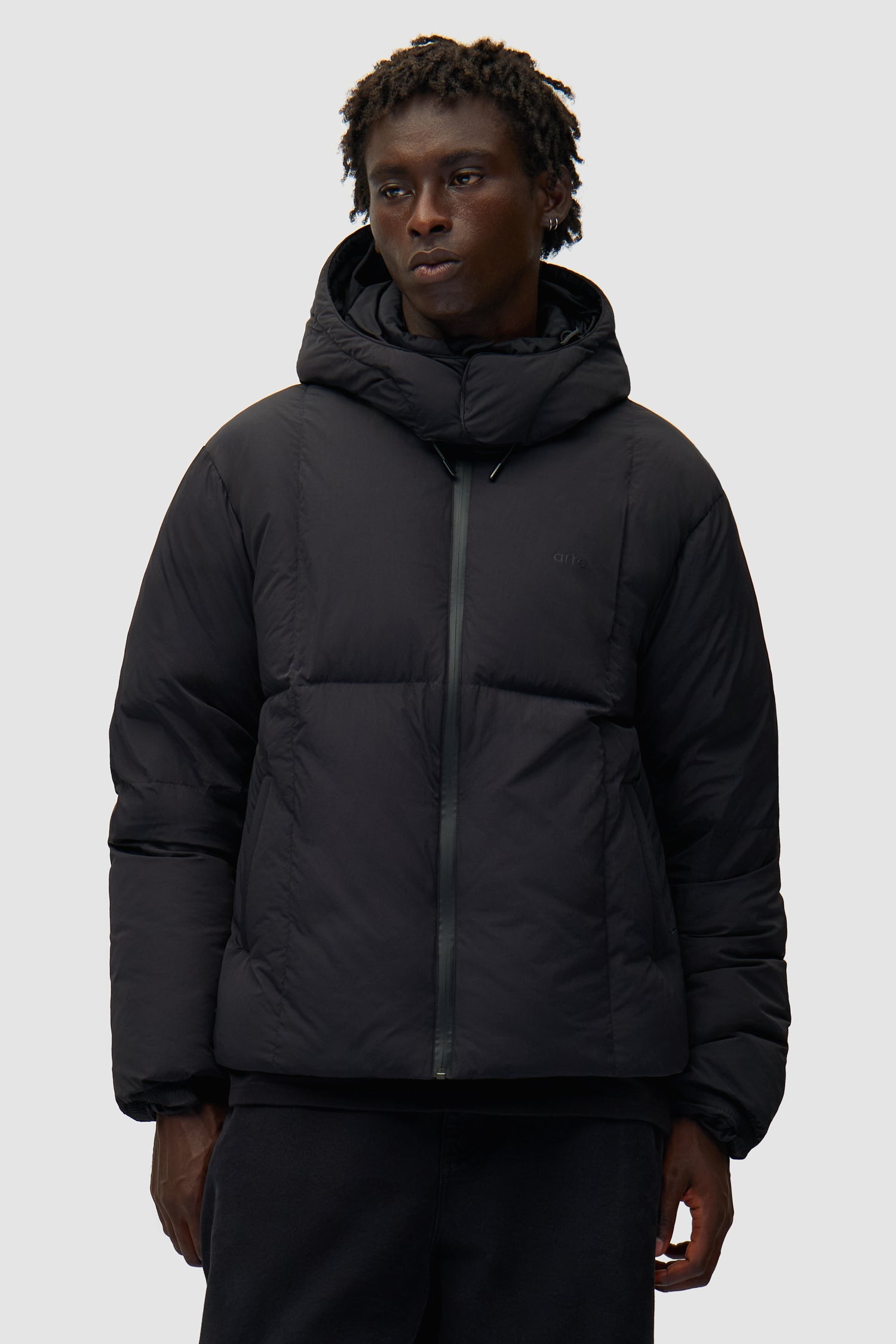 Special Cuts Puffer Jacket - Black
