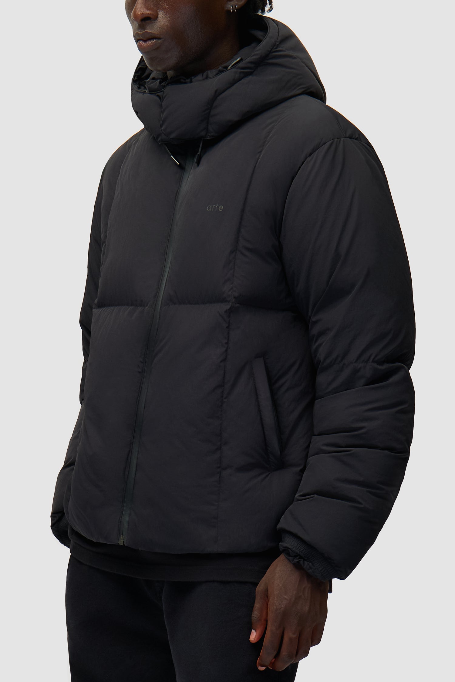 Special Cuts Puffer Jacket - Black