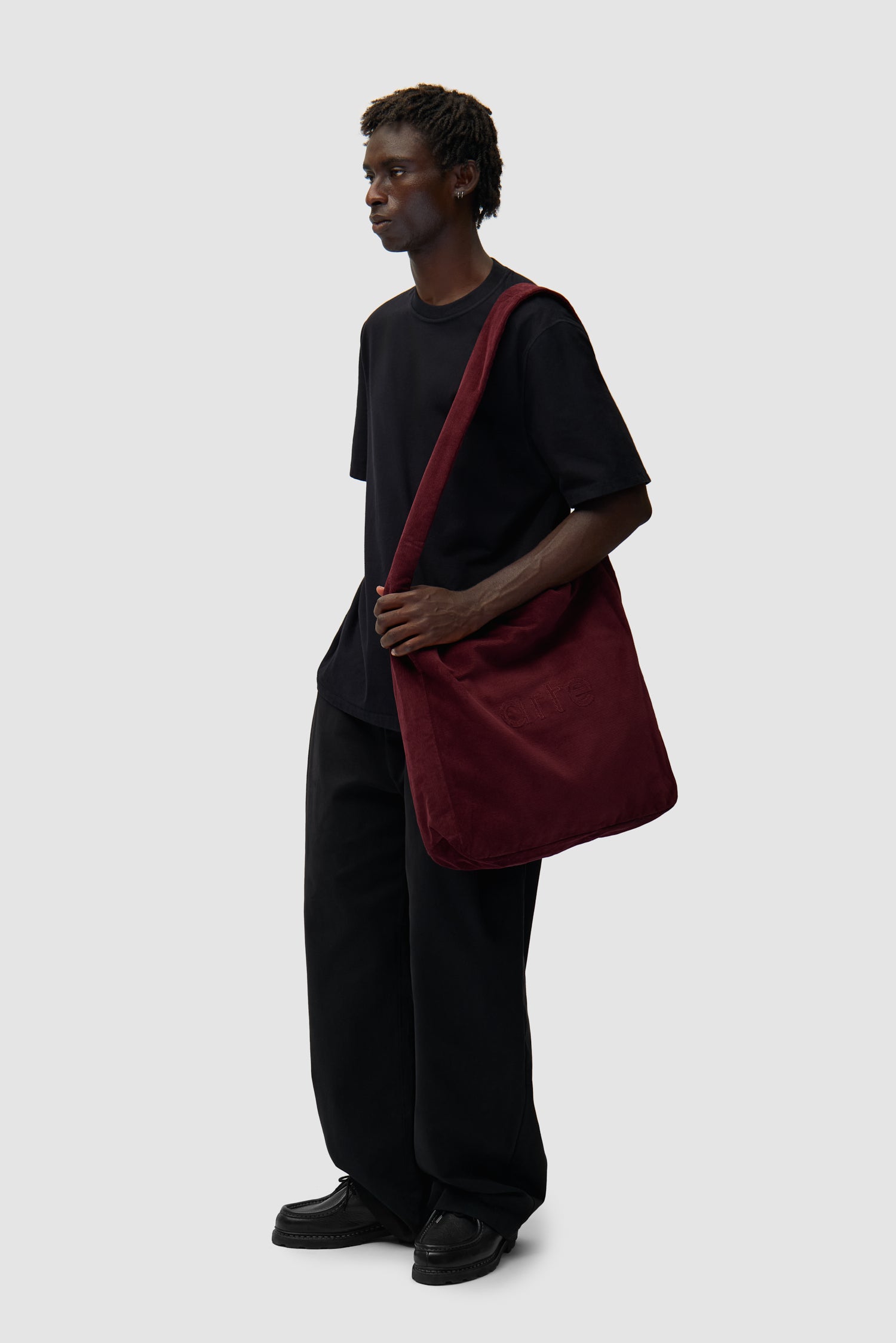 Corduroy Body Bag - Bordeaux