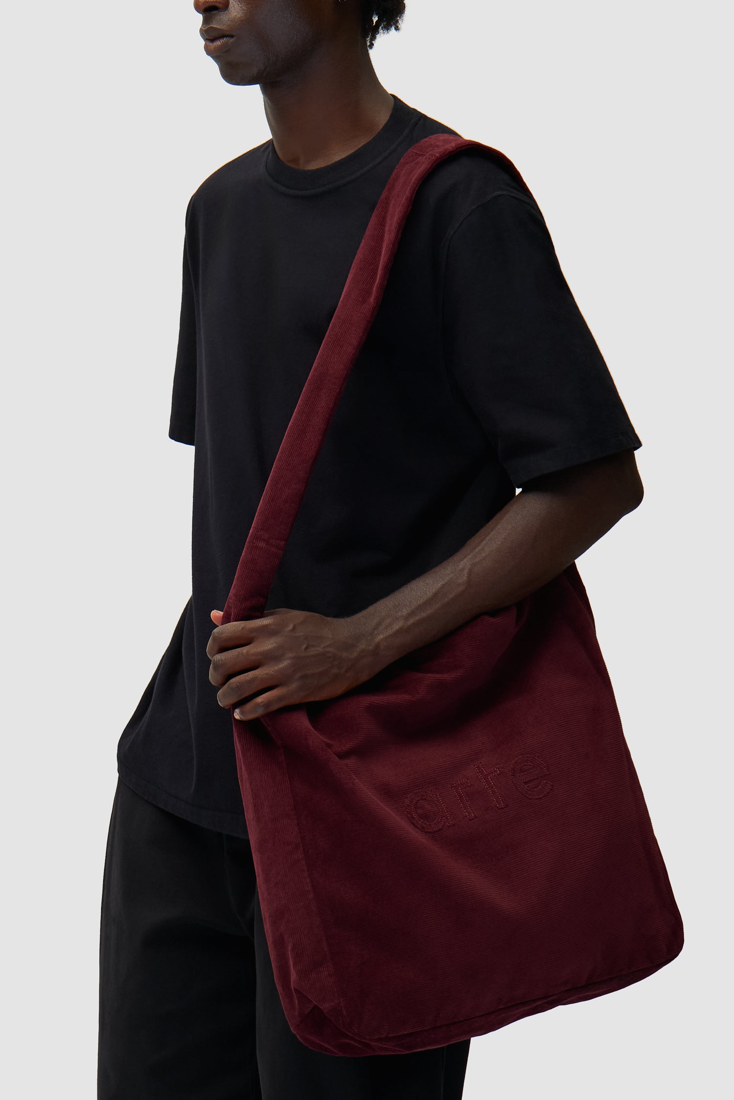 Corduroy Body Bag - Bordeaux