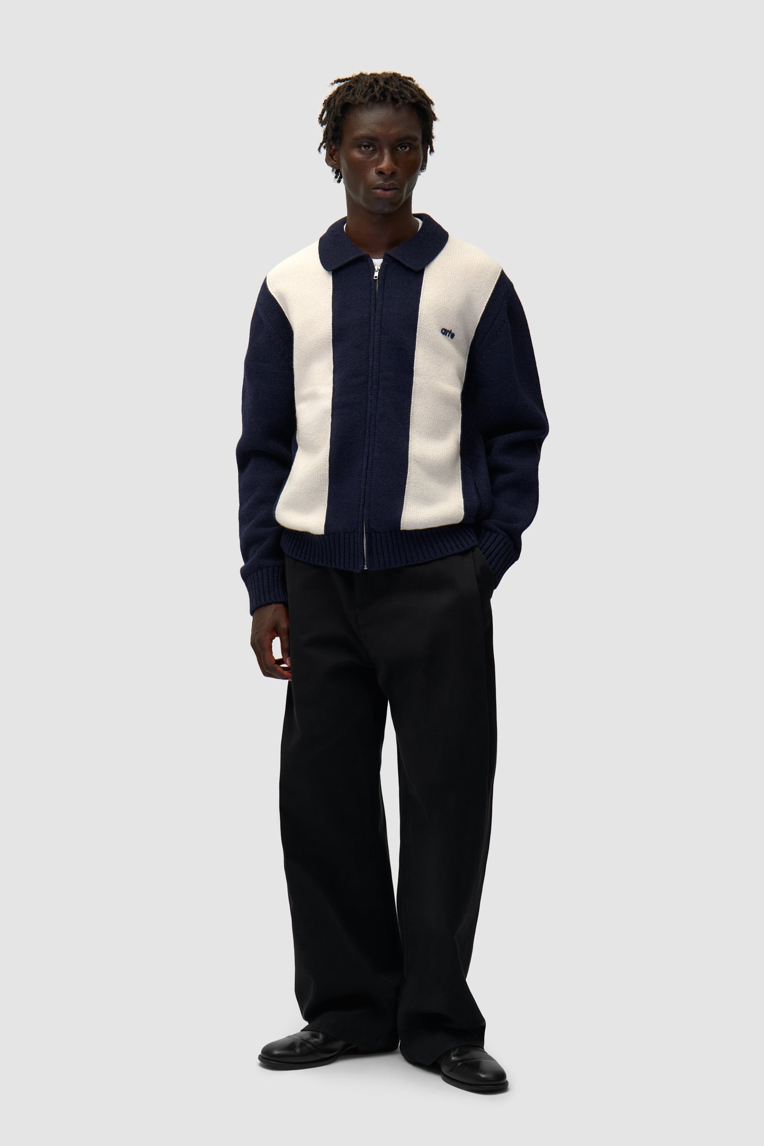 Cardigan - Blue/White