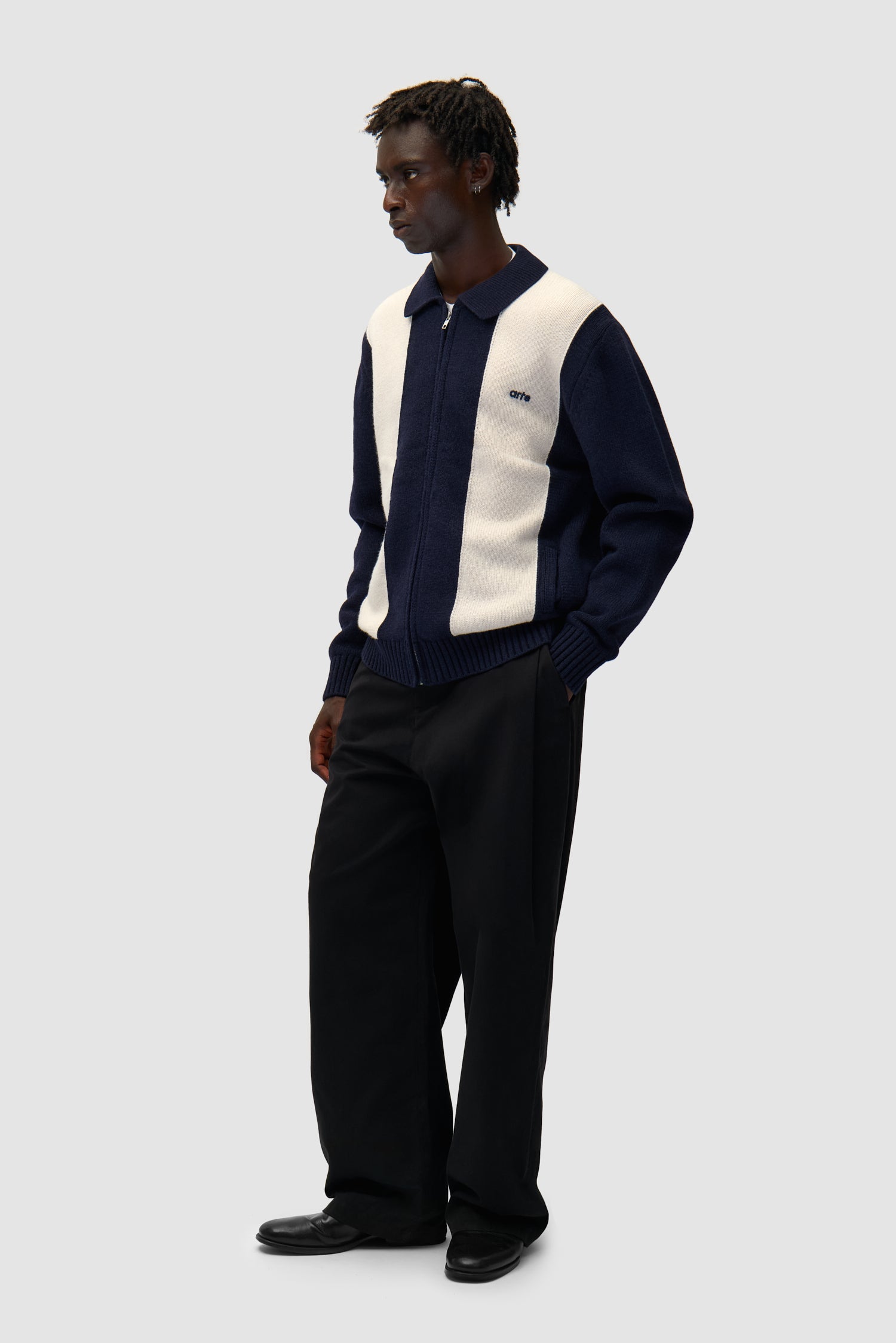 Cardigan - Blue/White