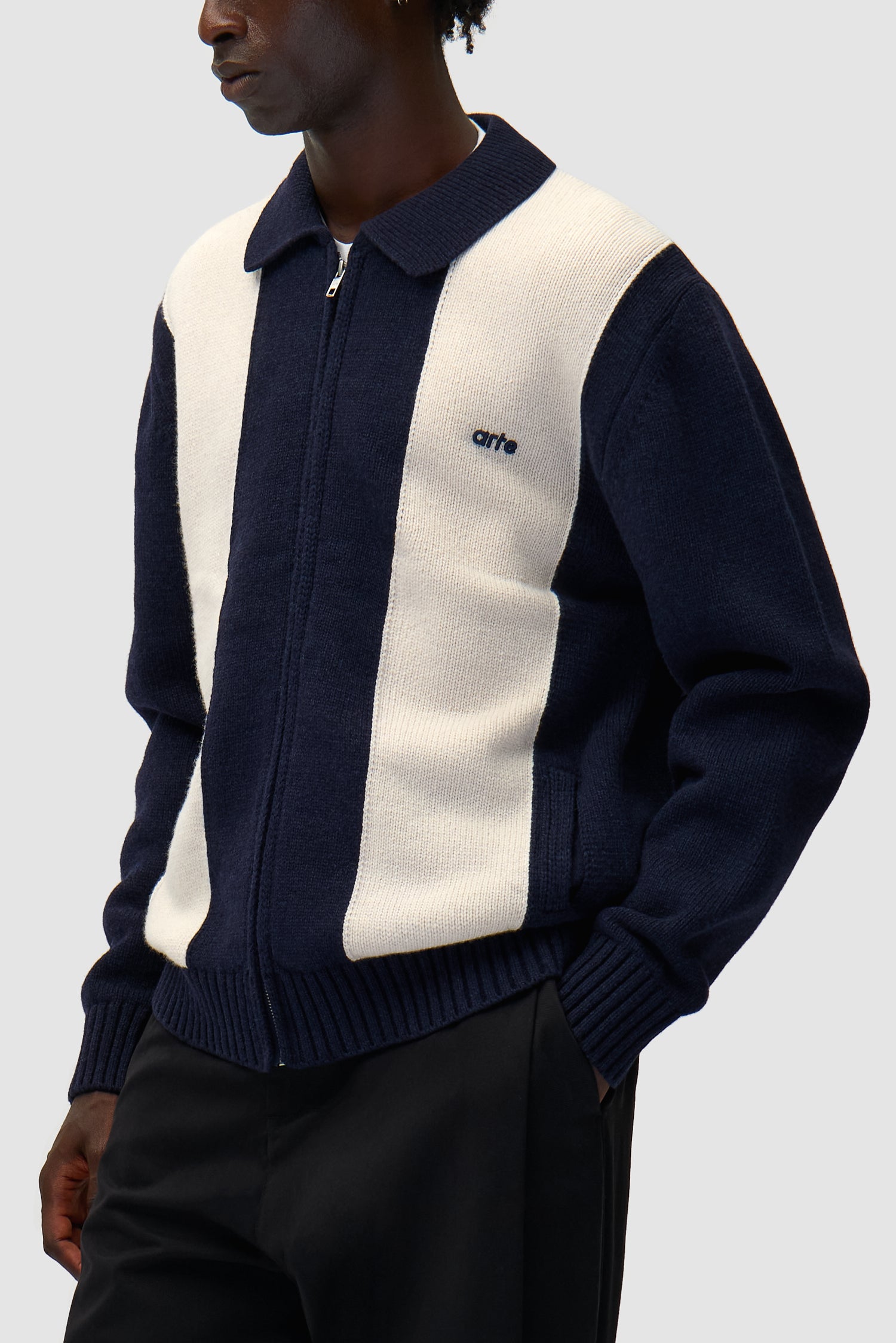 Cardigan - Blue/White