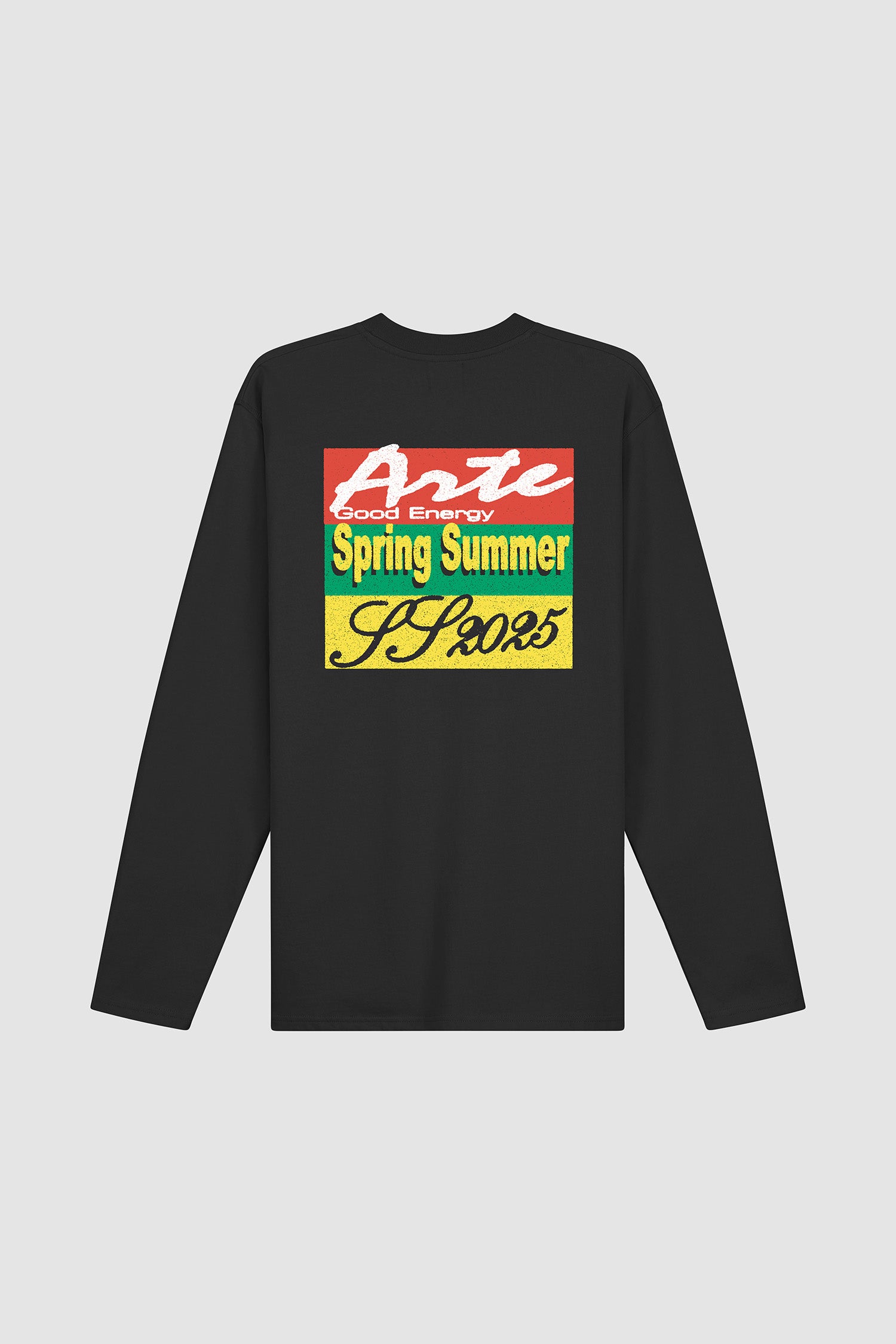 Color Print Longsleeve in Black, front view
