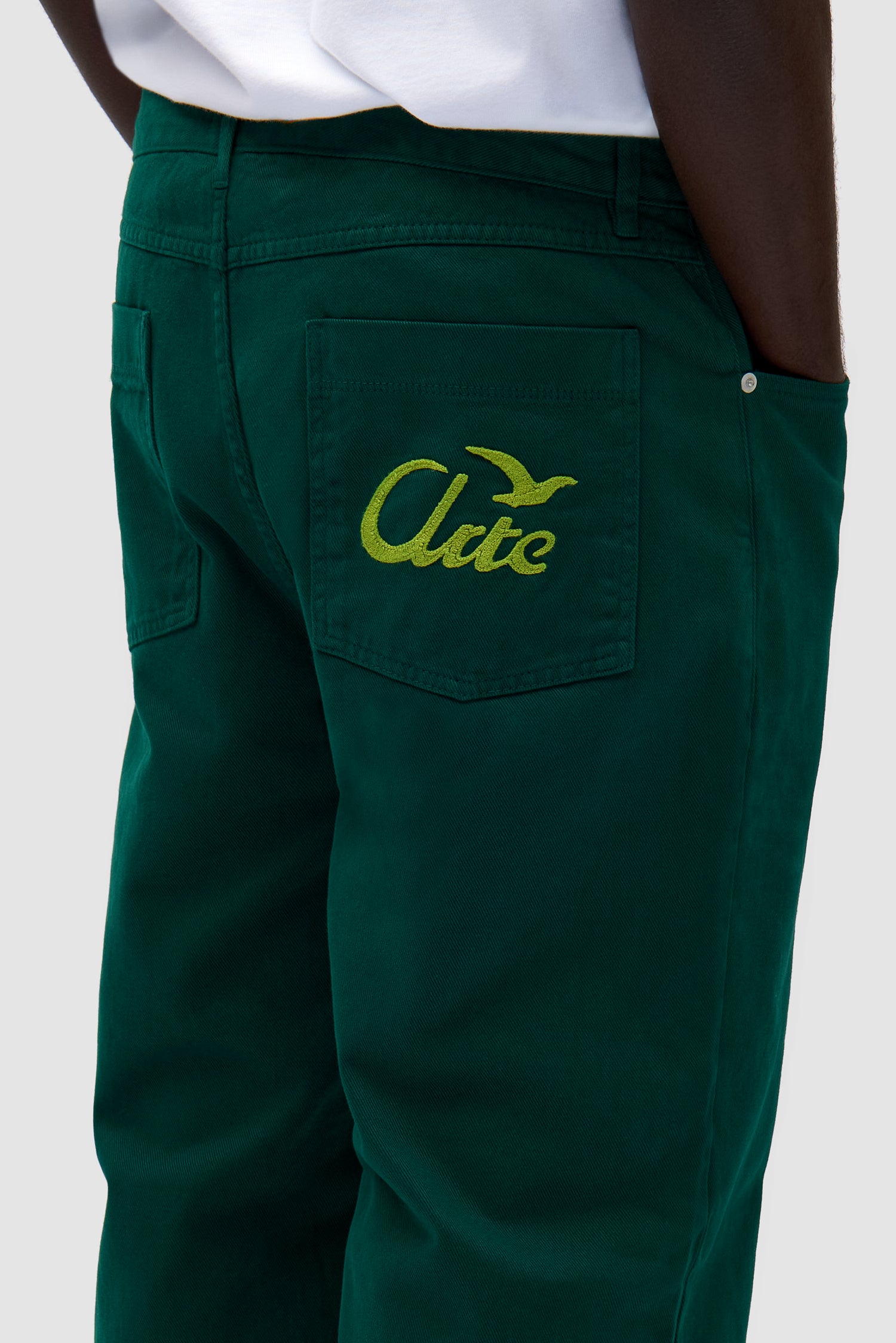 Detail view of Back Bird Pants in Green