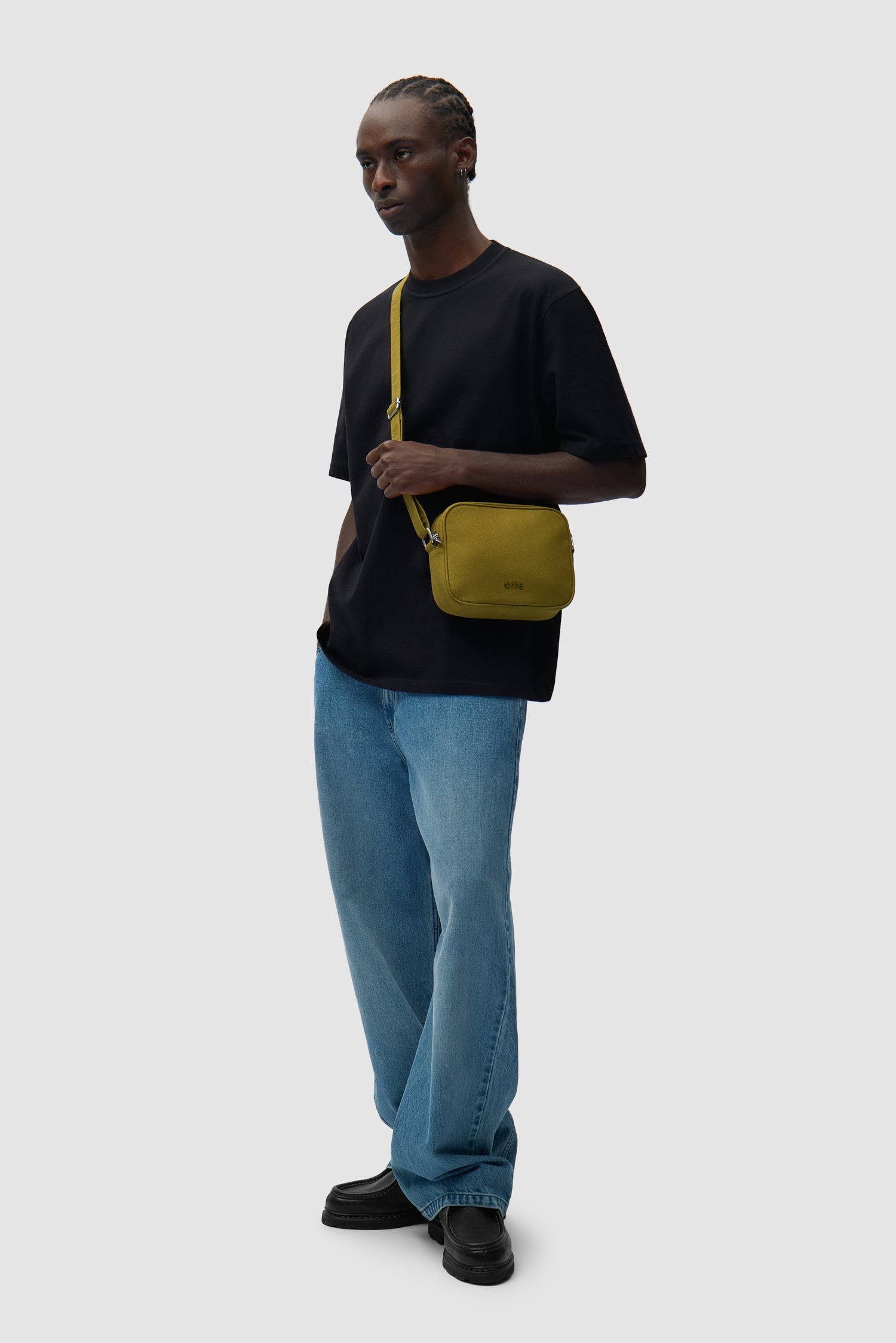 Sac Baka en lin vert, vue détaillée