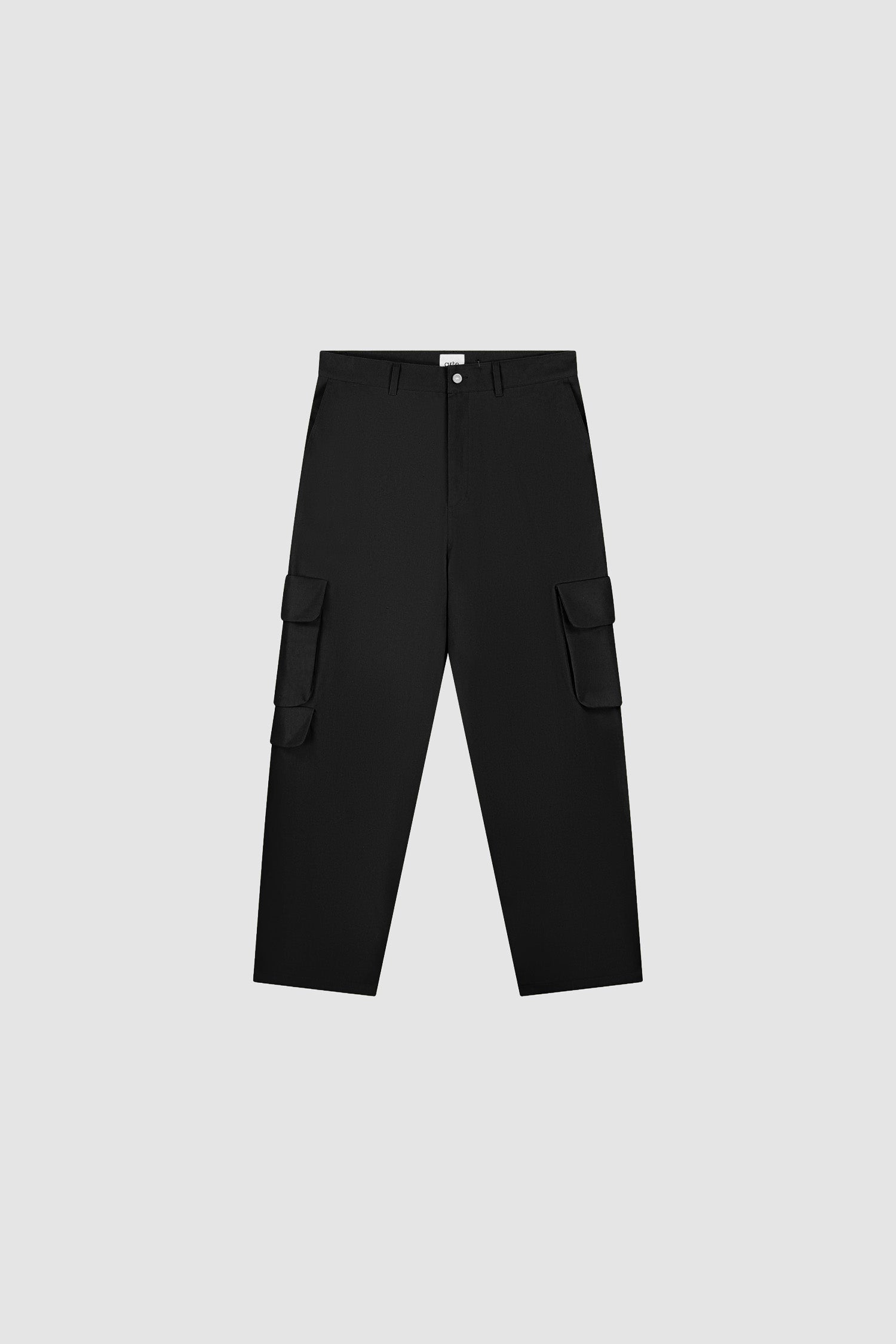 Pantalon cargo en lin noir, vue de face