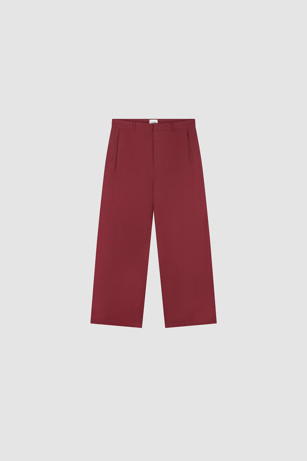 Pleated Gallery Pants in Bordeaux, Front view