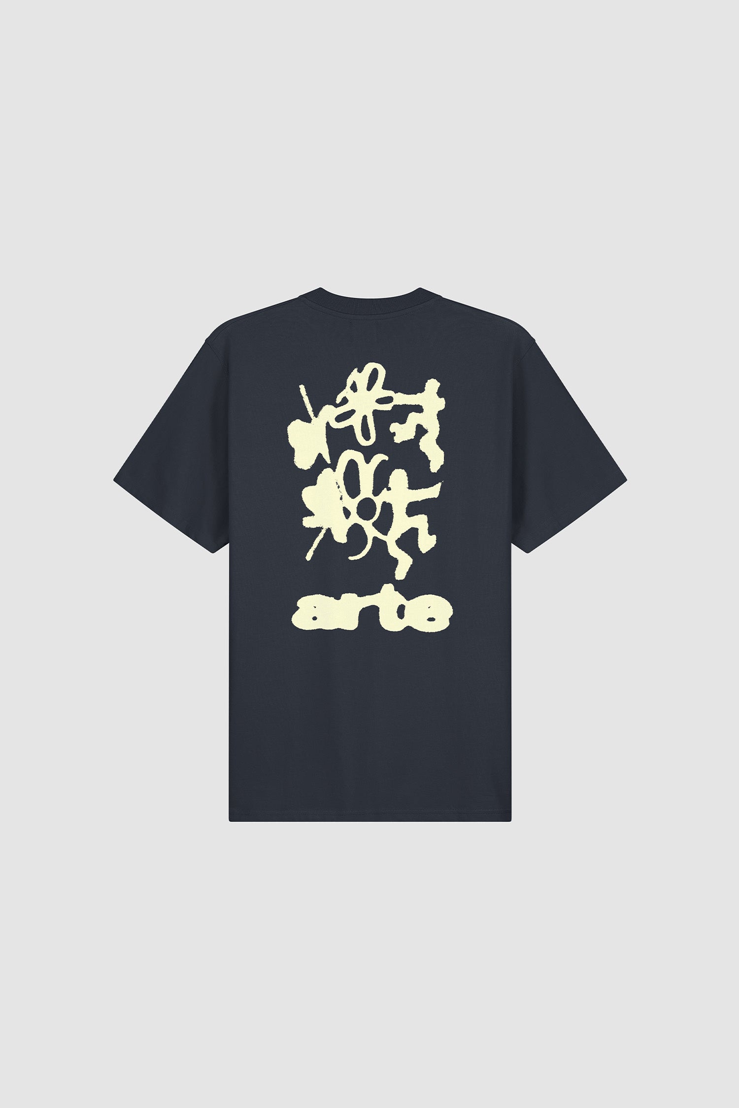 Imprimé flou au dos en bleu marine, vue arrière