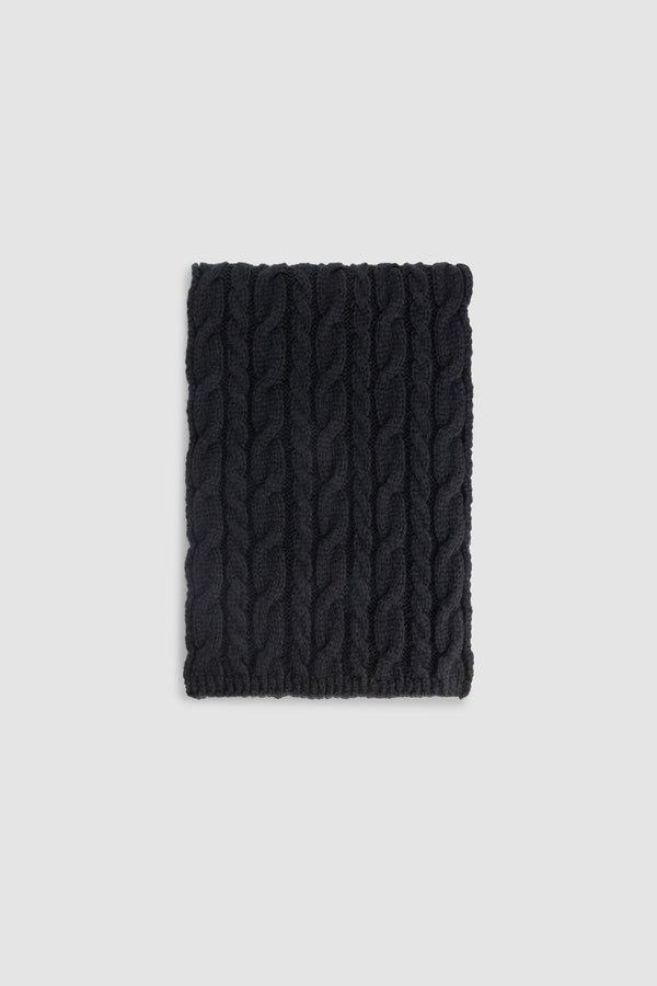 Wool Cable Knit Scarf in Black, Front view