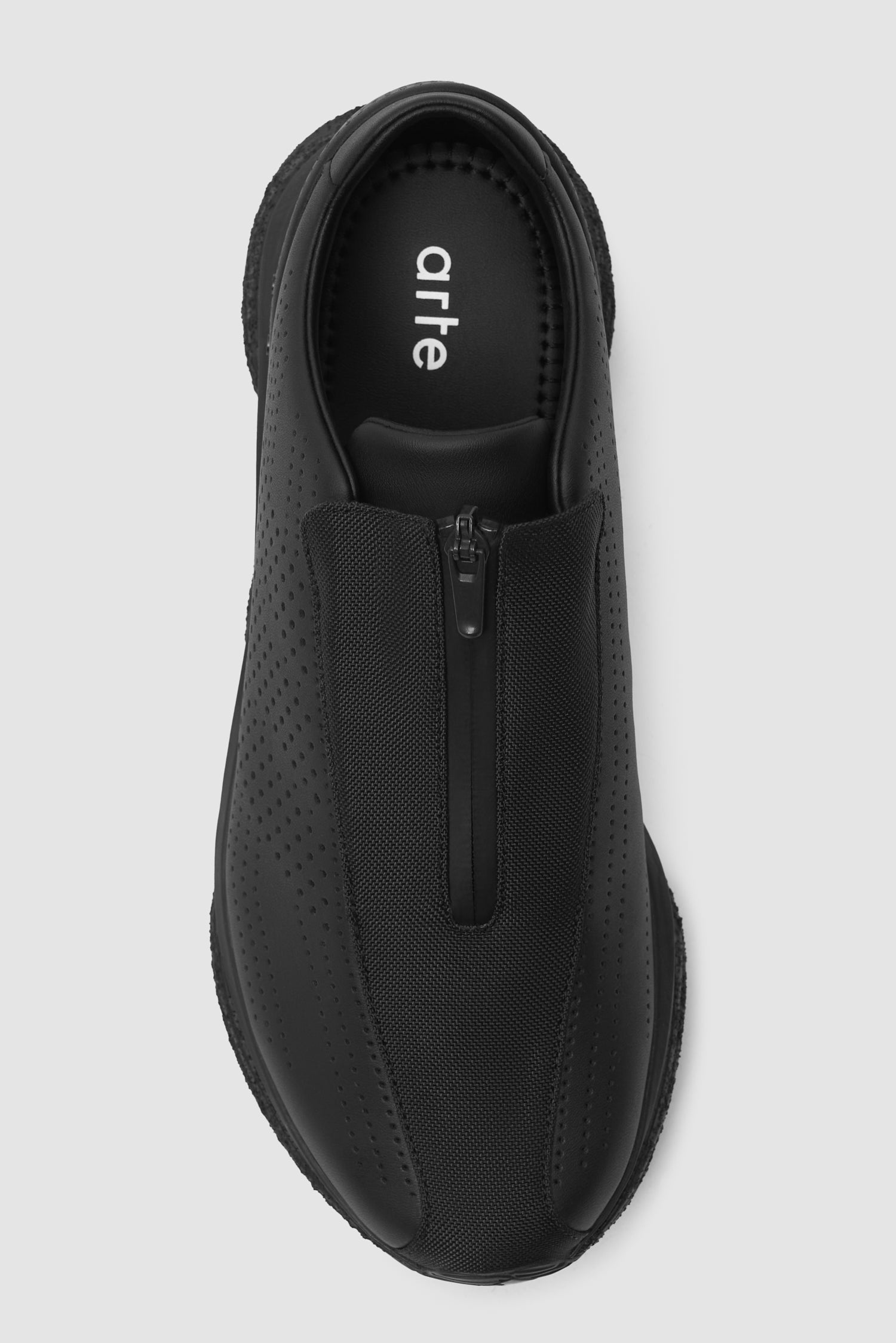 Arte pour adidas LB POD en noir intense, vue de face