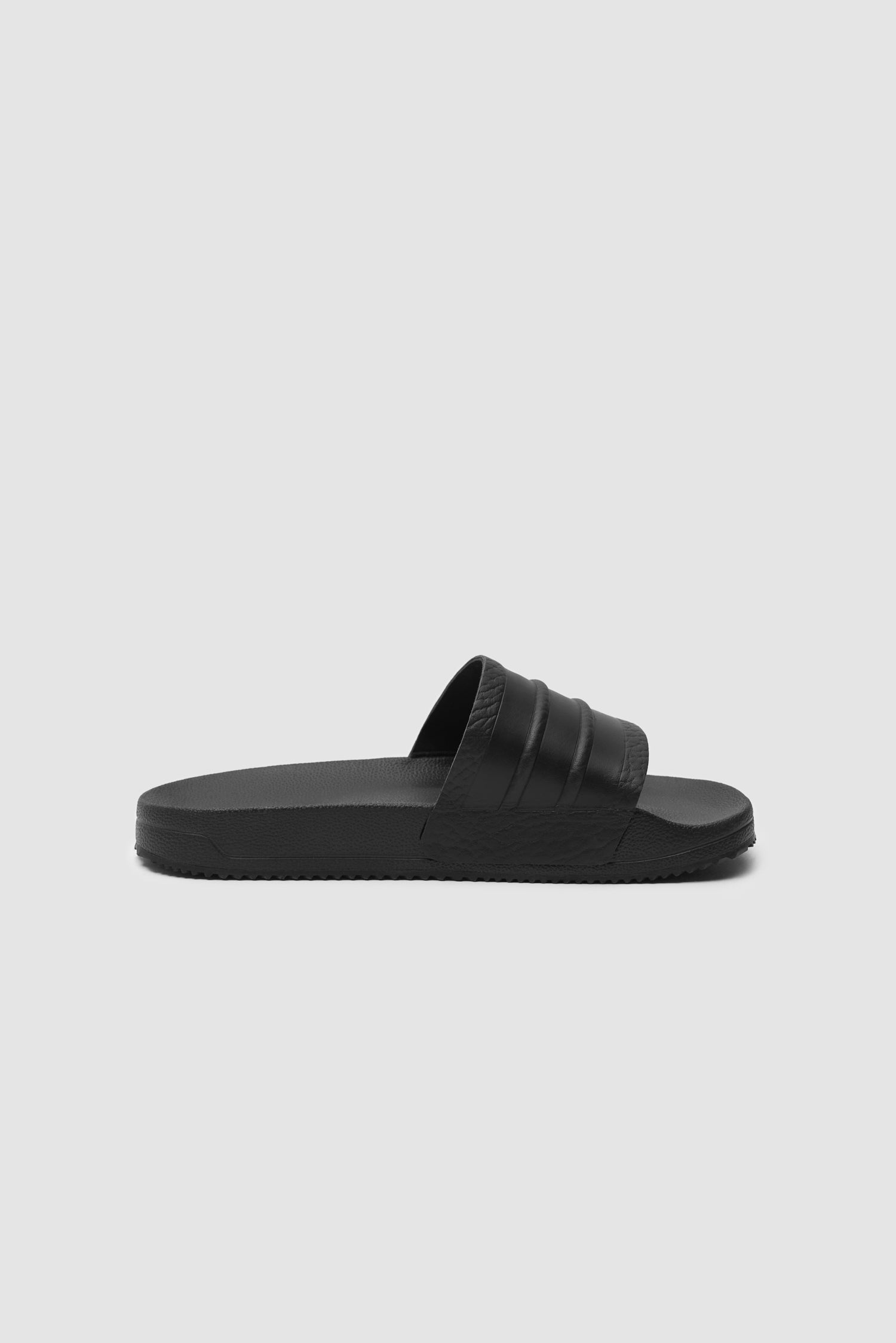 Arte pour adidas Adilette en noir intense, vue intérieure