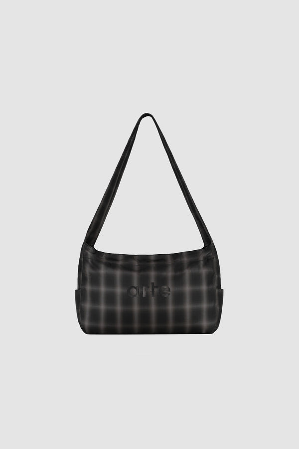 Plaid Big Bag in Plaid, front view