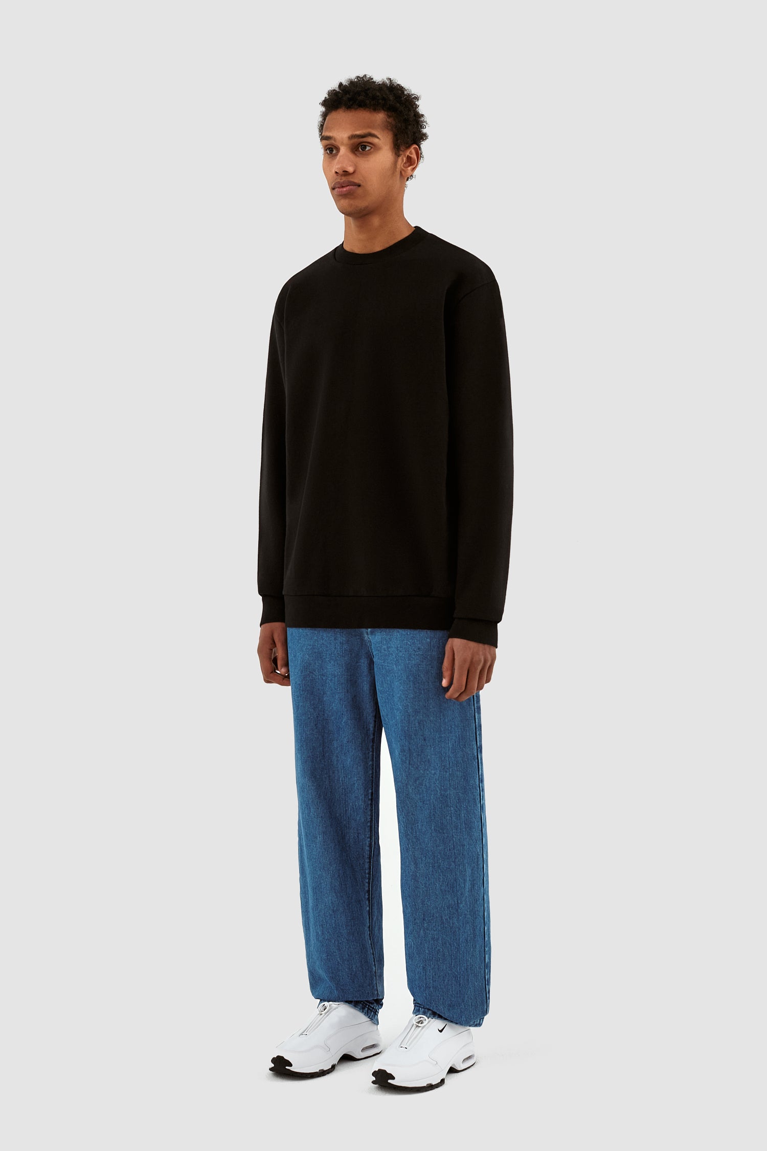 Cohen Back Heart Sweater - Black
