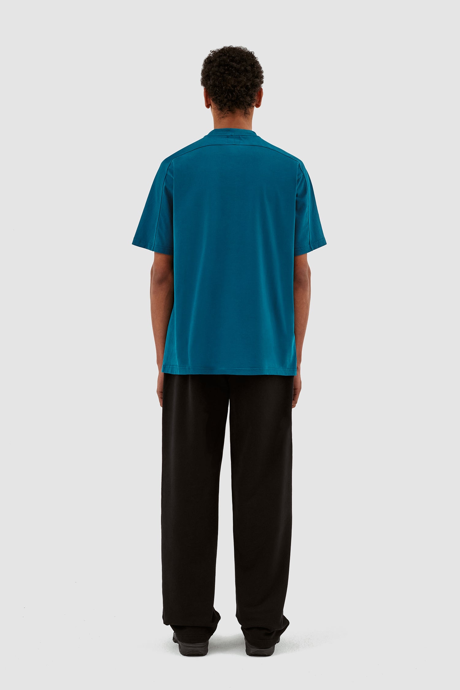 Theo S Cuts T-shirt - Lagoon Blue