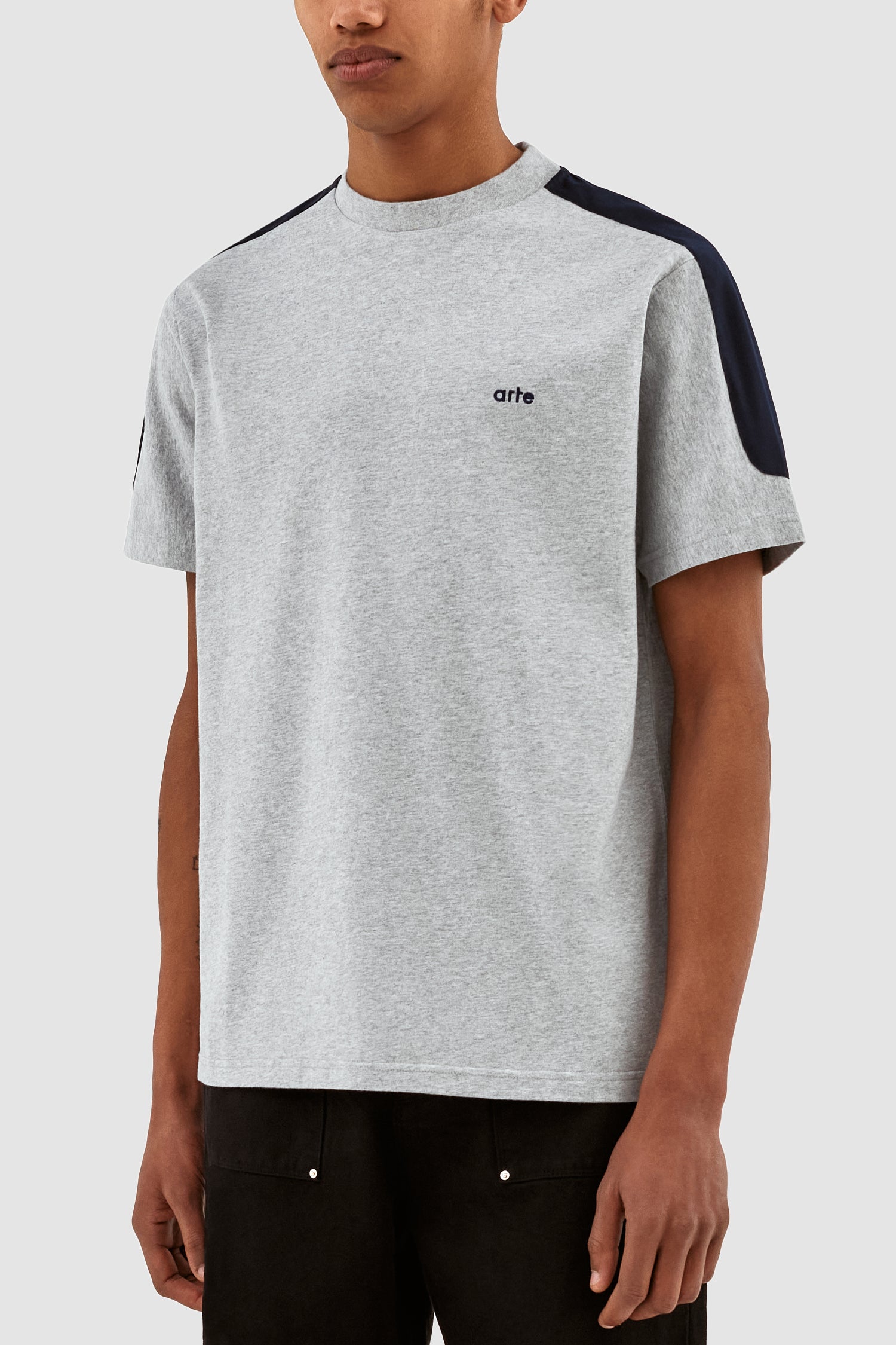 Theo T-shirt - Grey