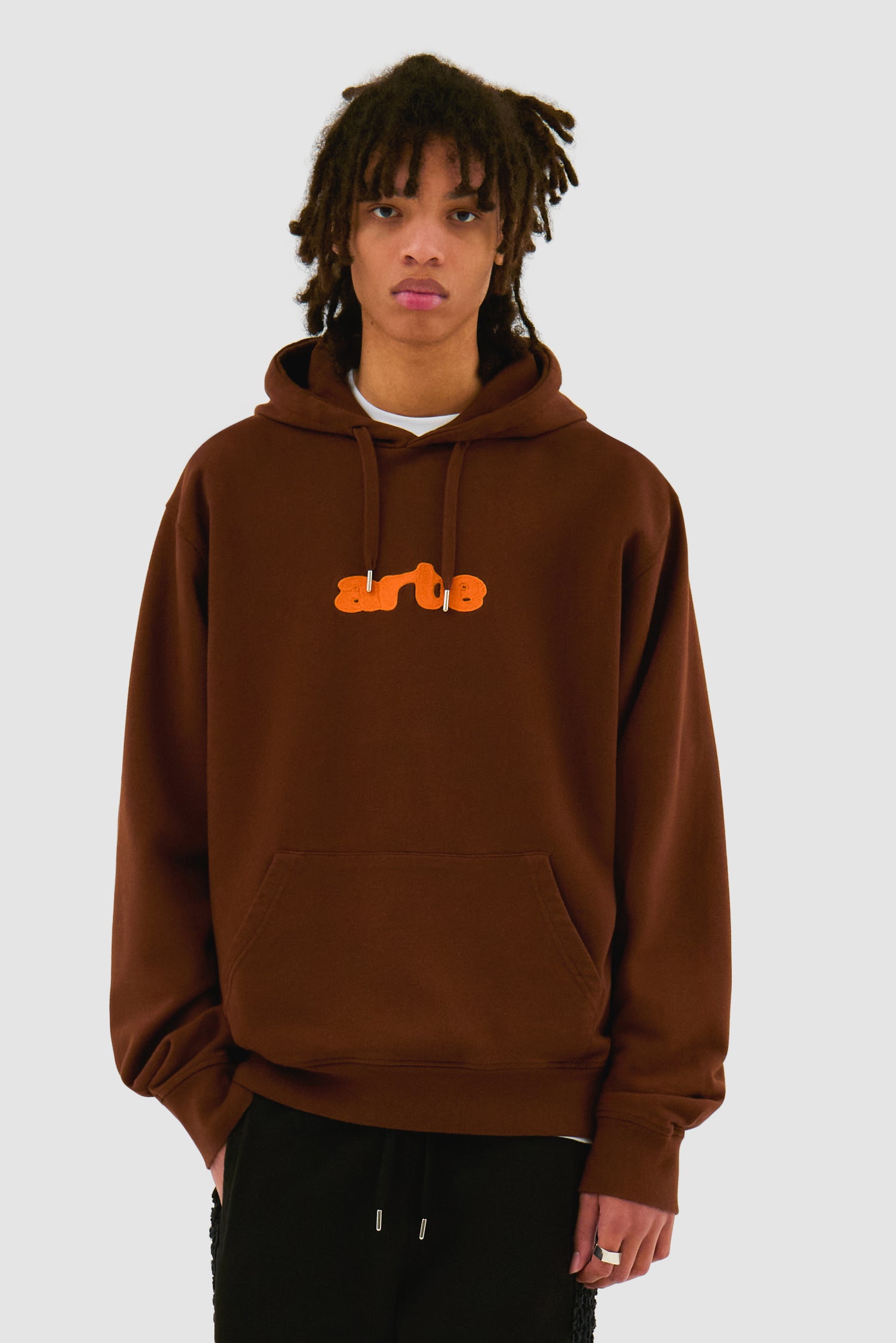 Sweat à capuche avec logo brodé - Marron