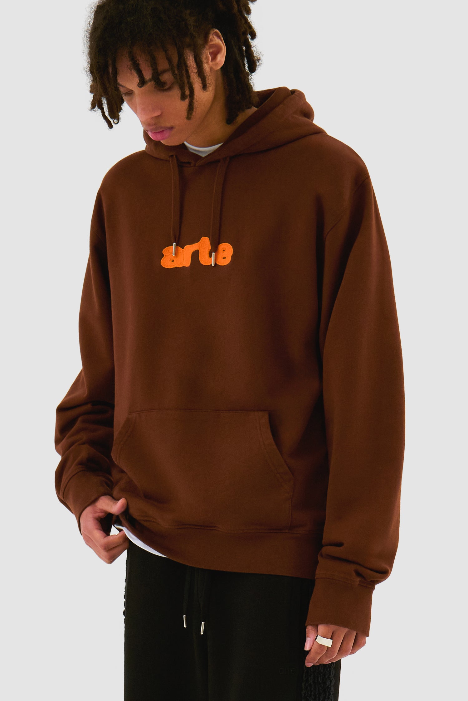 Sweat à capuche avec logo brodé - Marron