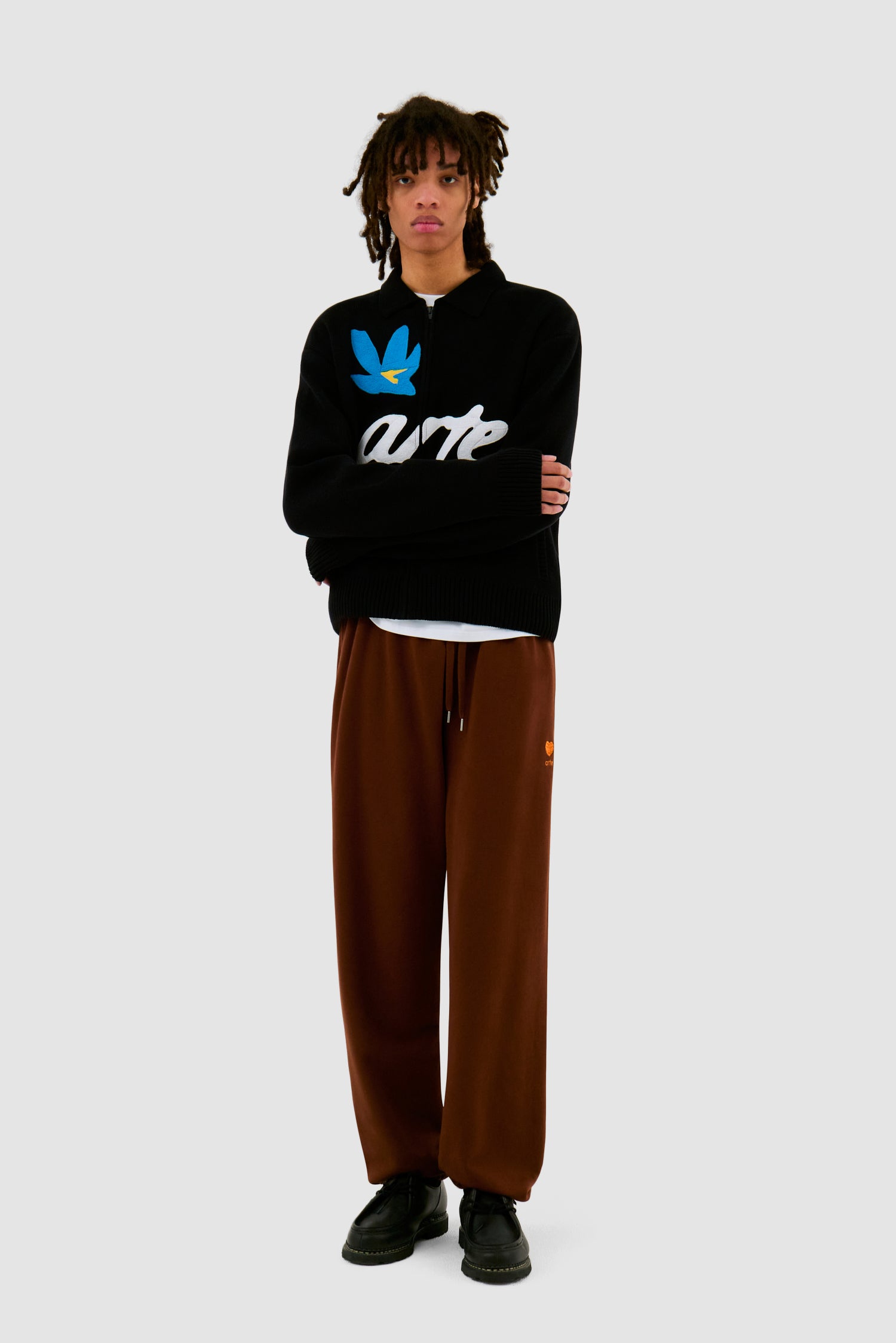 Heart Flower Sweat Pants - Brown