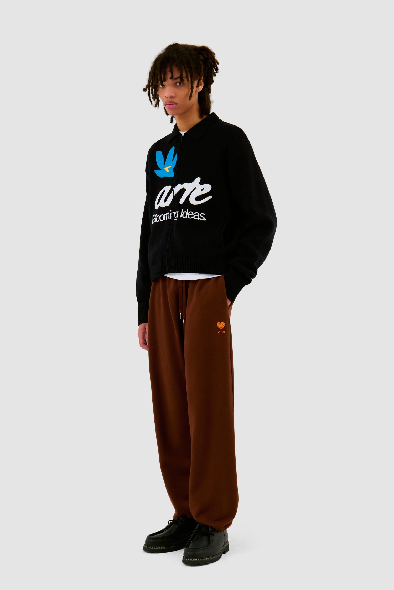 Heart Flower Sweat Pants - Brown