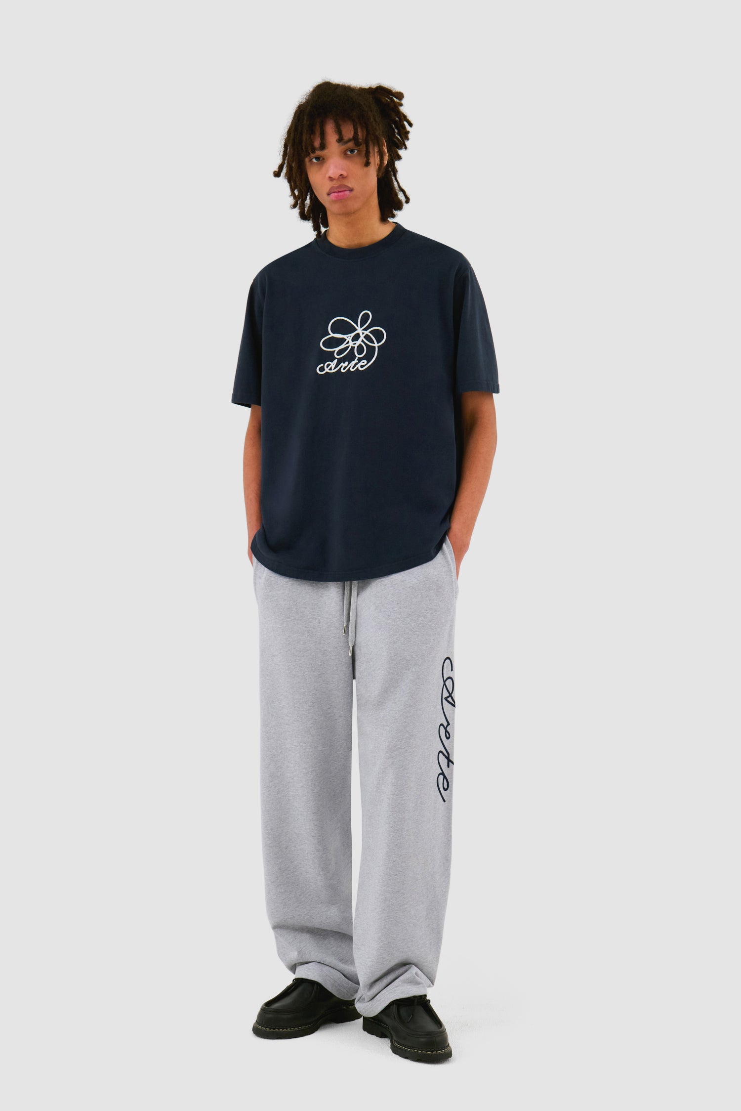 Script Logo Pants - Grey