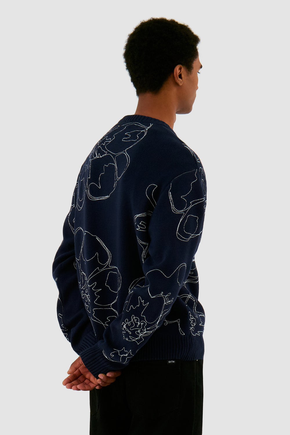 Embroidered Flower Knit - Navy