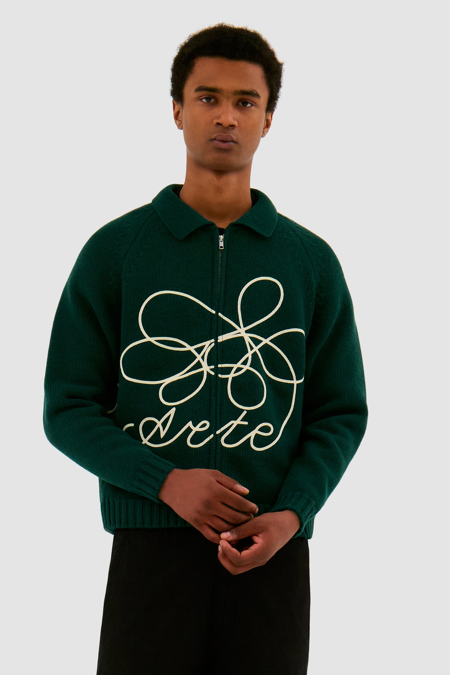 Tricot avec logo fleuri - Vert