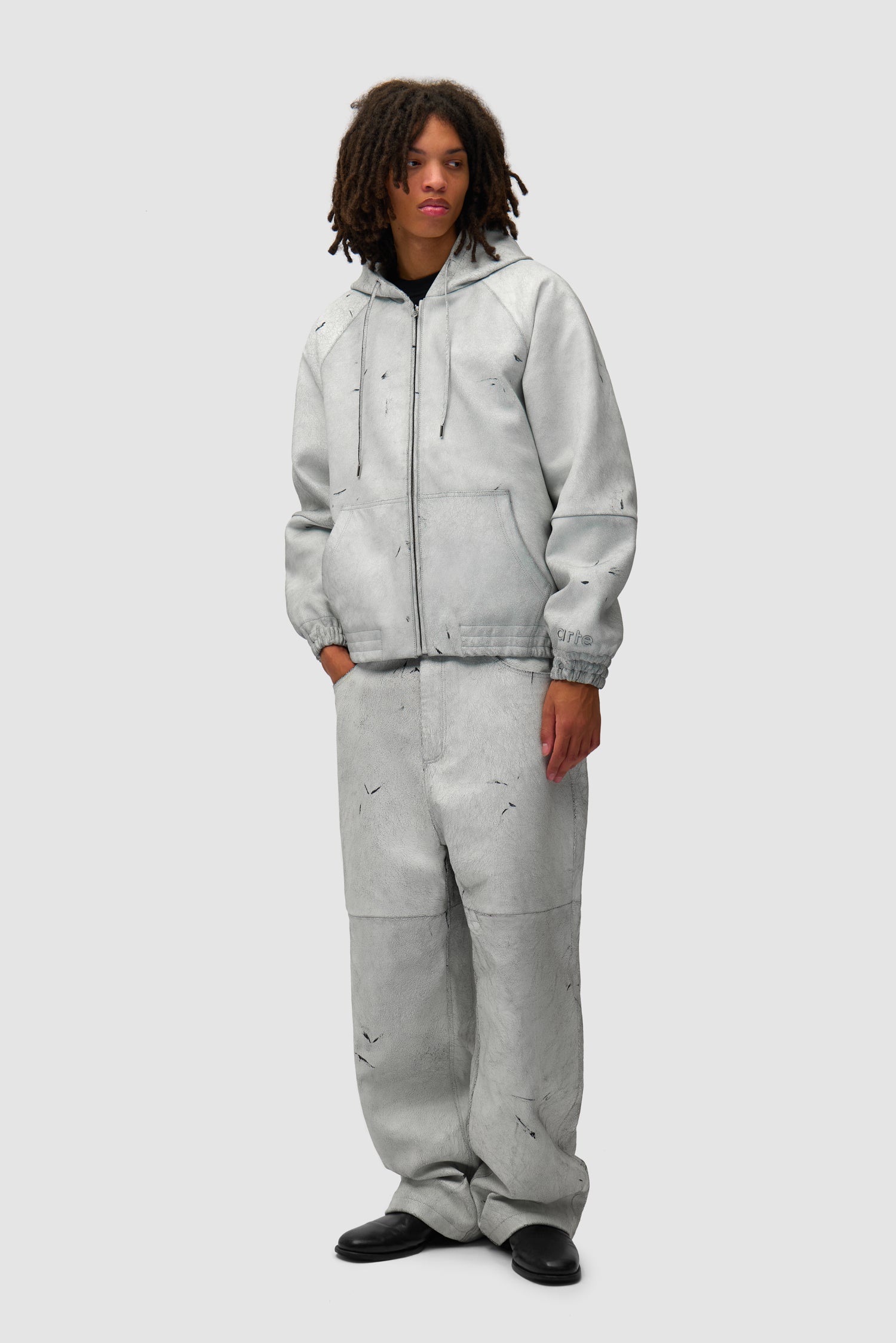 Cracked Leather Pants - White