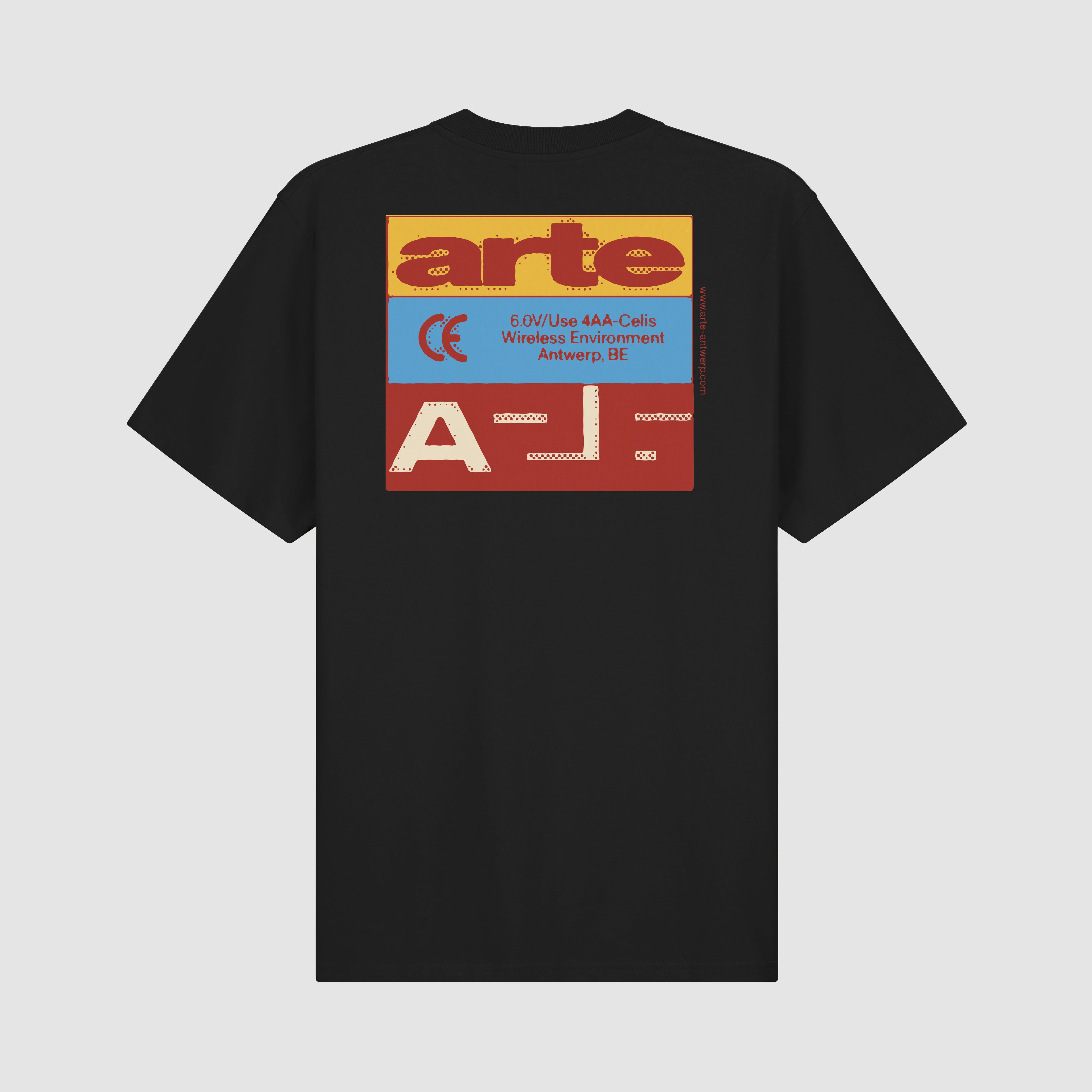 ウェア ARTE ANTWERP GRAPHIC GAME SHIRT Tricolor Serial T-shirt - Black – Arte Antwerp