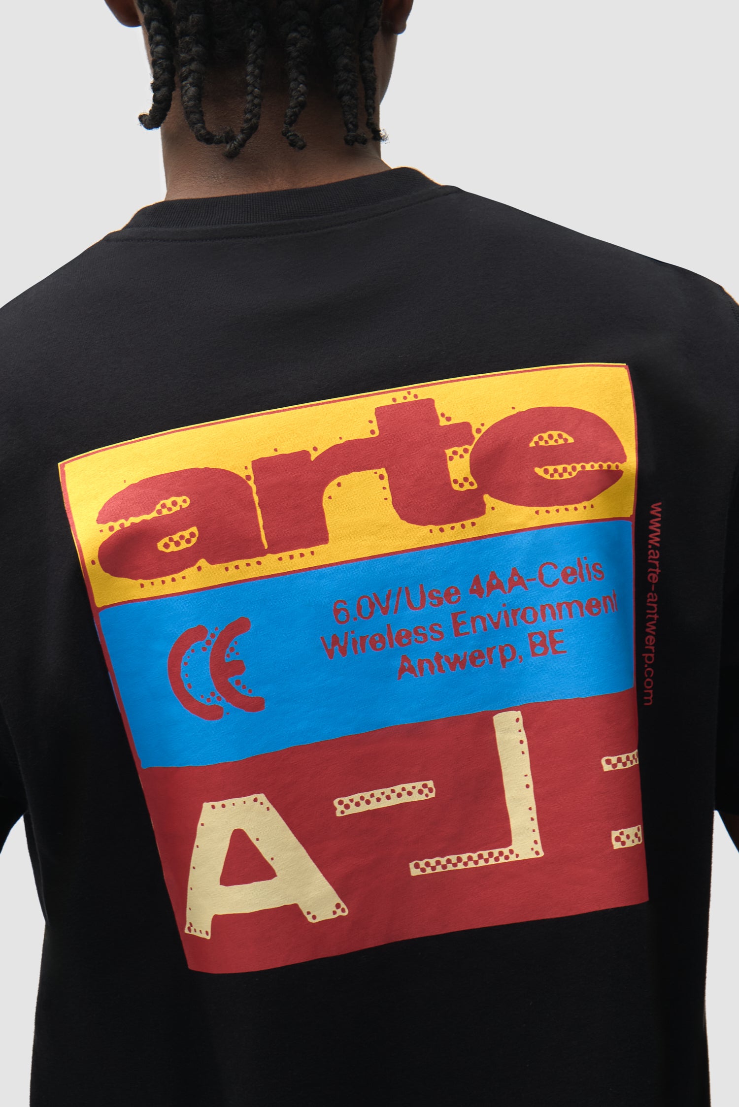 Tricolor Serial T-shirt - Black – Arte Antwerp