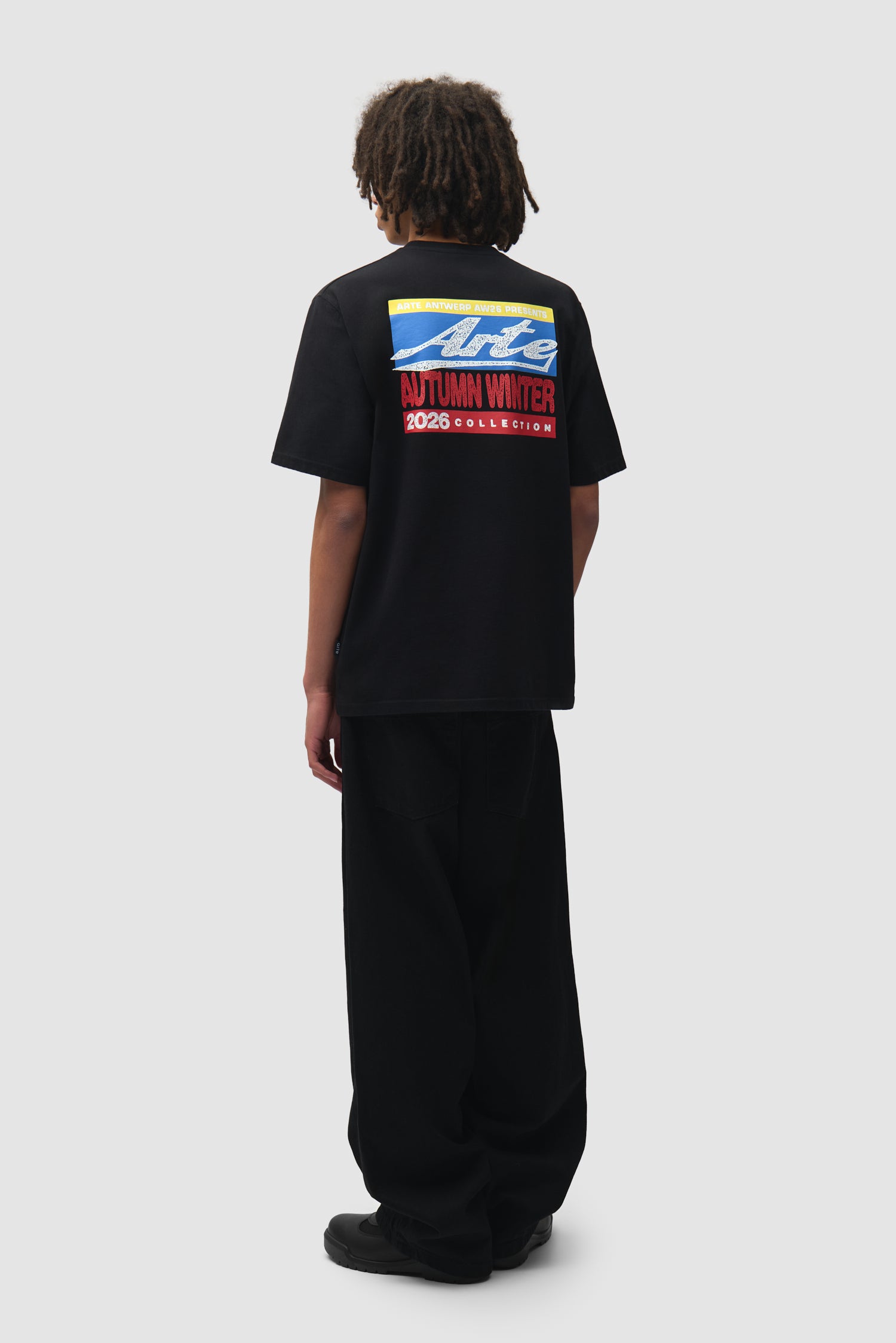 Mural T-shirt - Black – Arte Antwerp