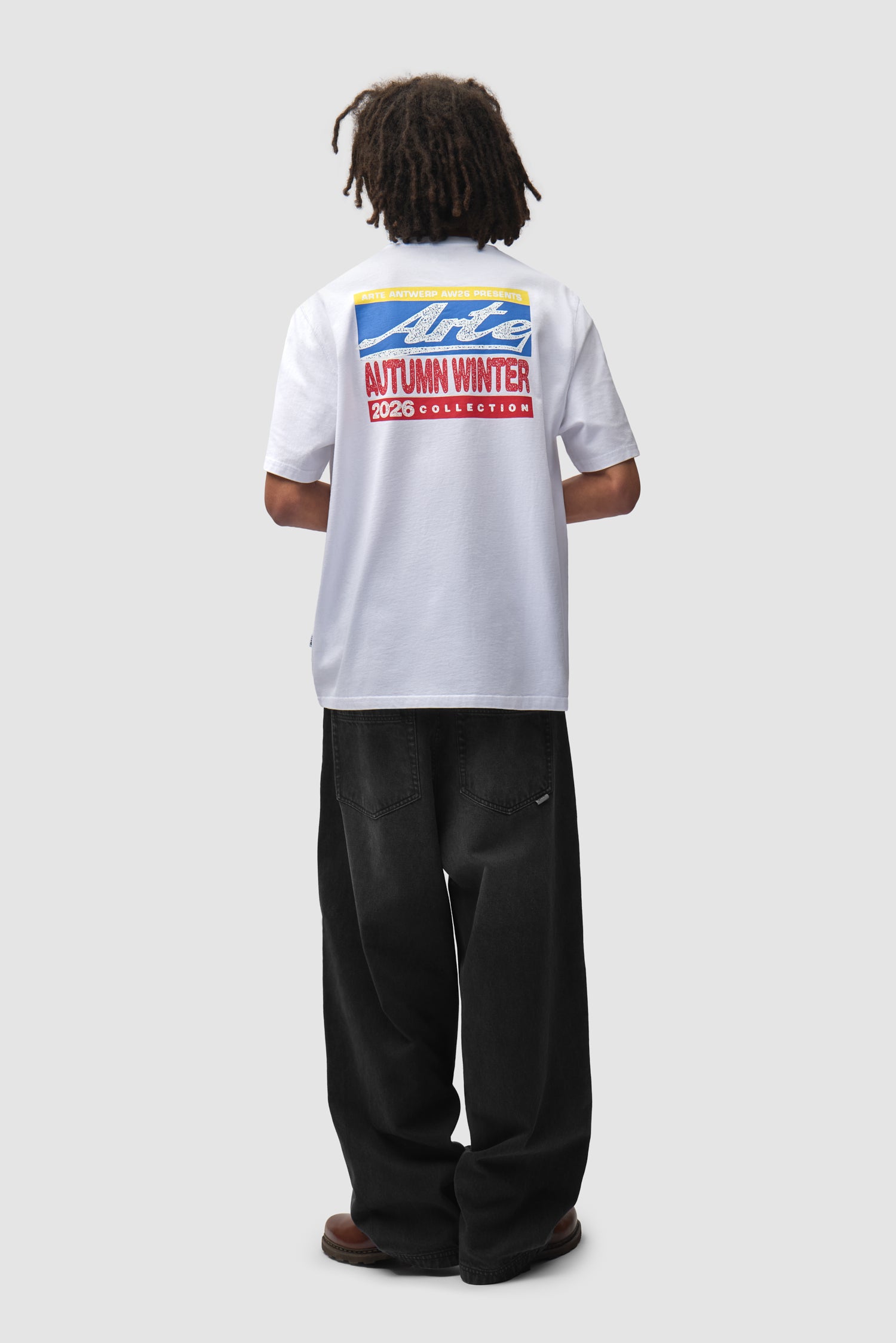 Mural T-shirt - White – Arte Antwerp