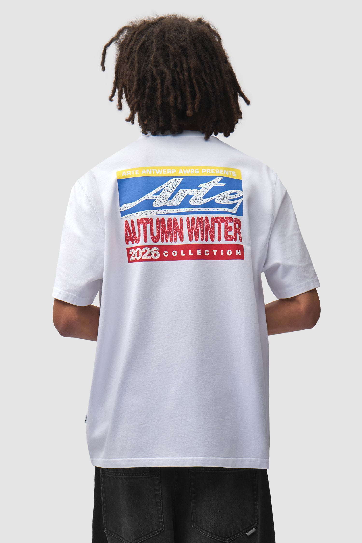 Mural T-shirt - White – Arte Antwerp
