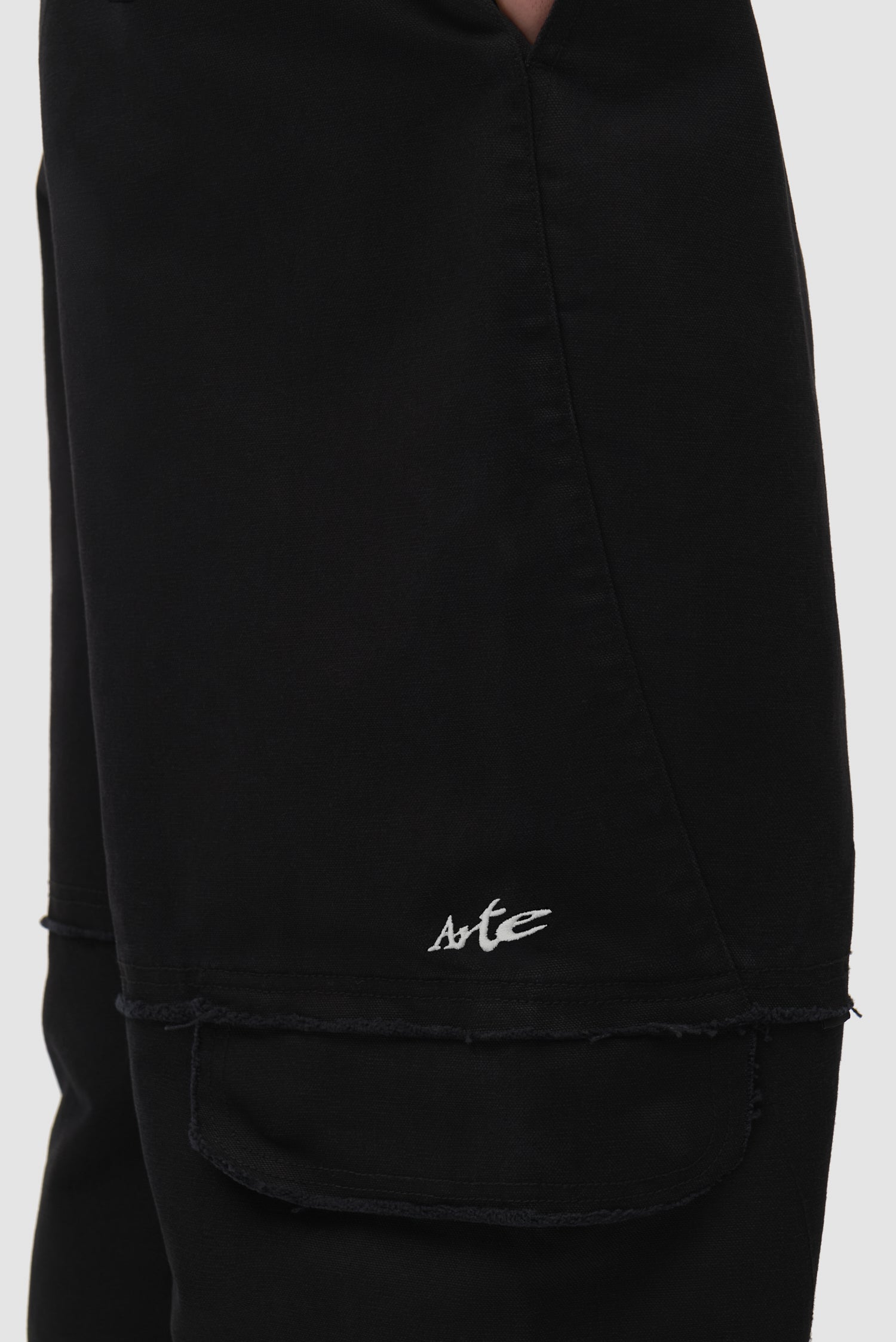 Pantalon cargo déstructuré