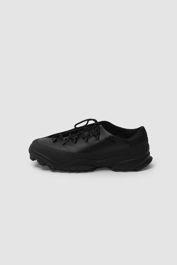 Arte for adidas GSG9 in Core Black, Side view