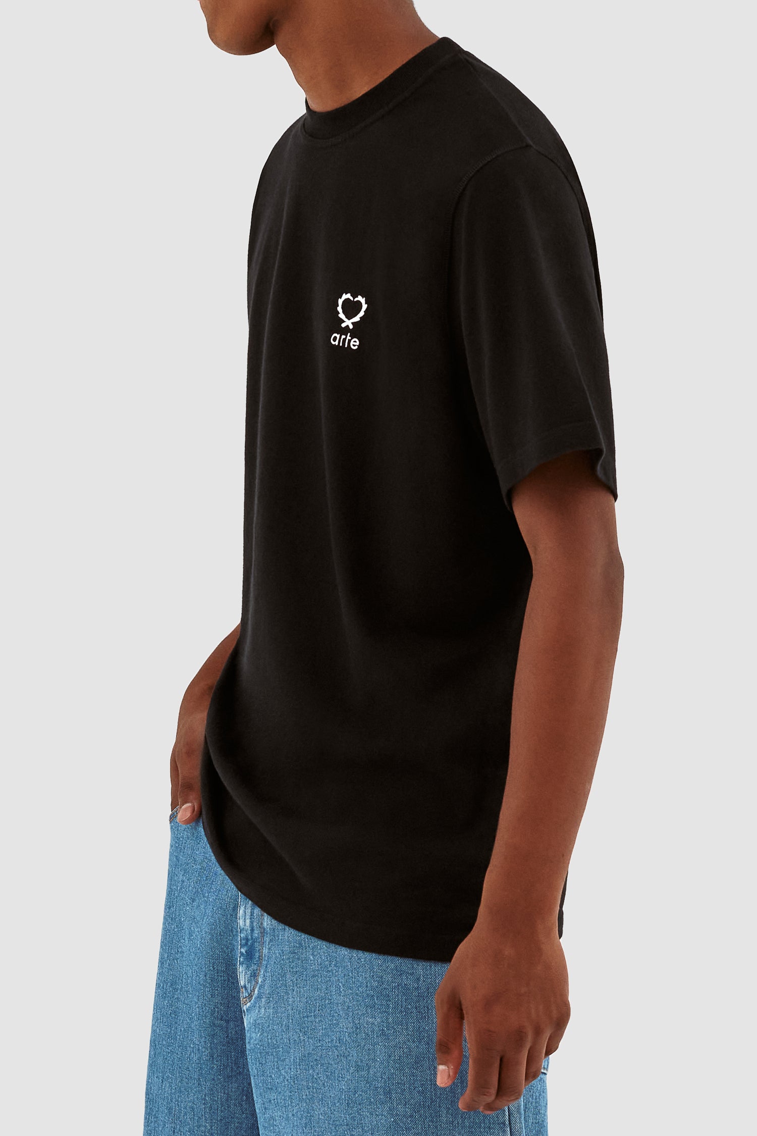 Teo Small Heart T-shirt - Black