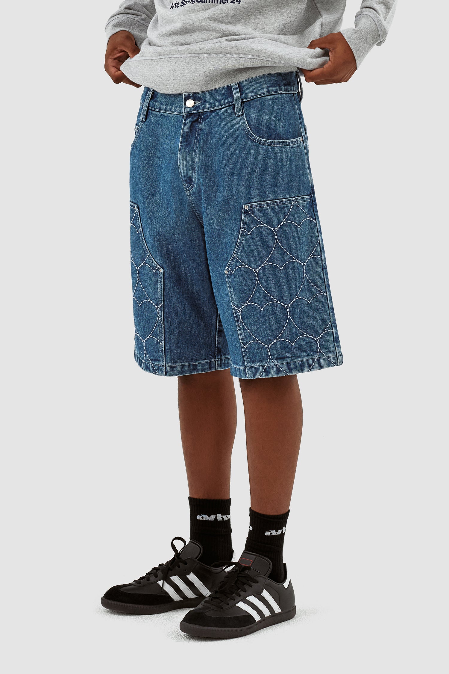 Serena Heart Shorts - Denim Bleach