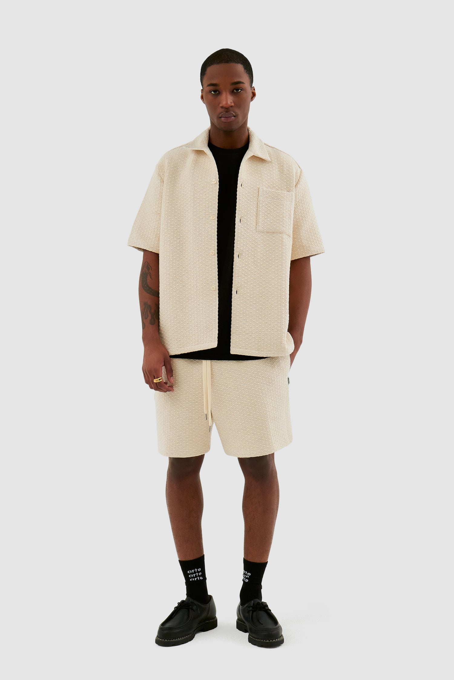 Smith Short - Cream