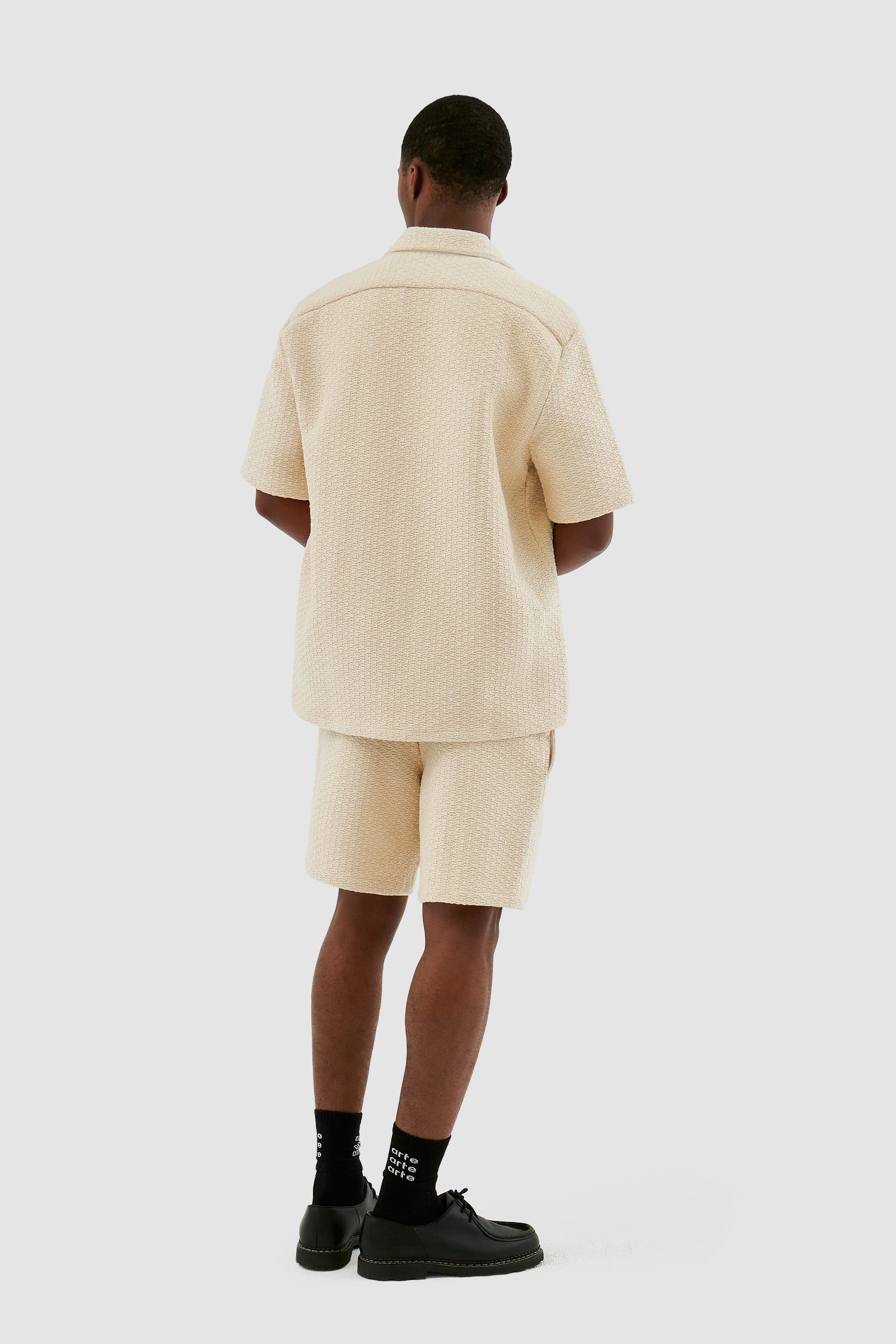 Smith Short - Cream