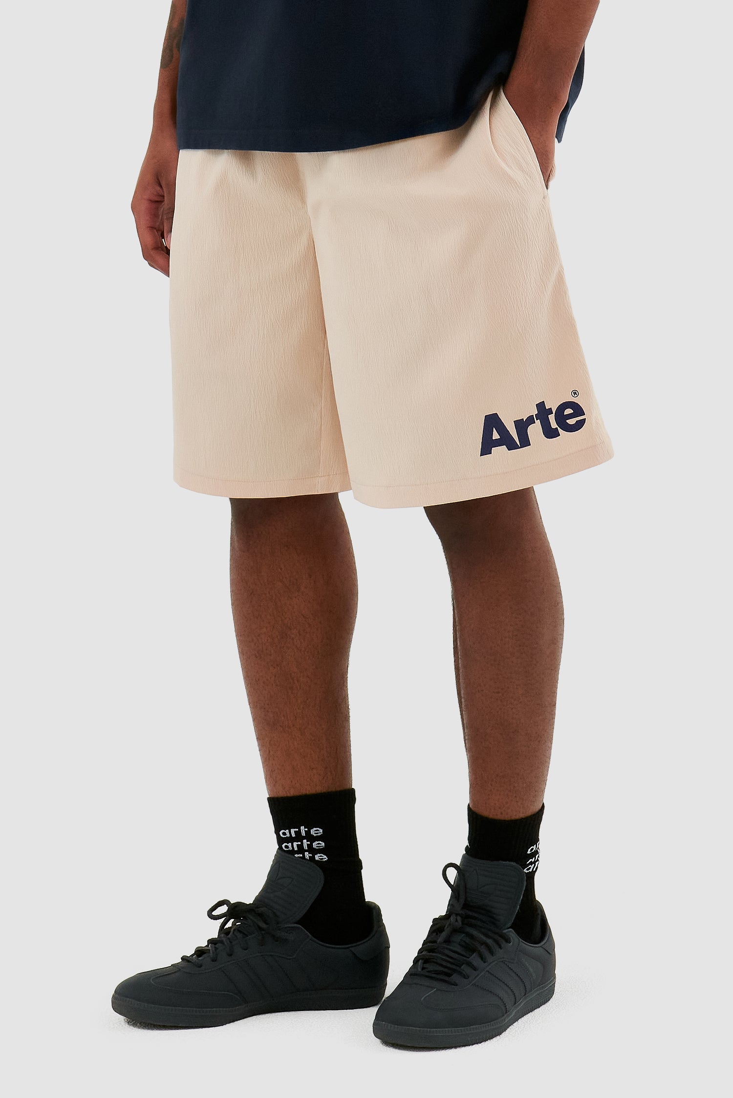 Samuel Logo Shorts - Cream