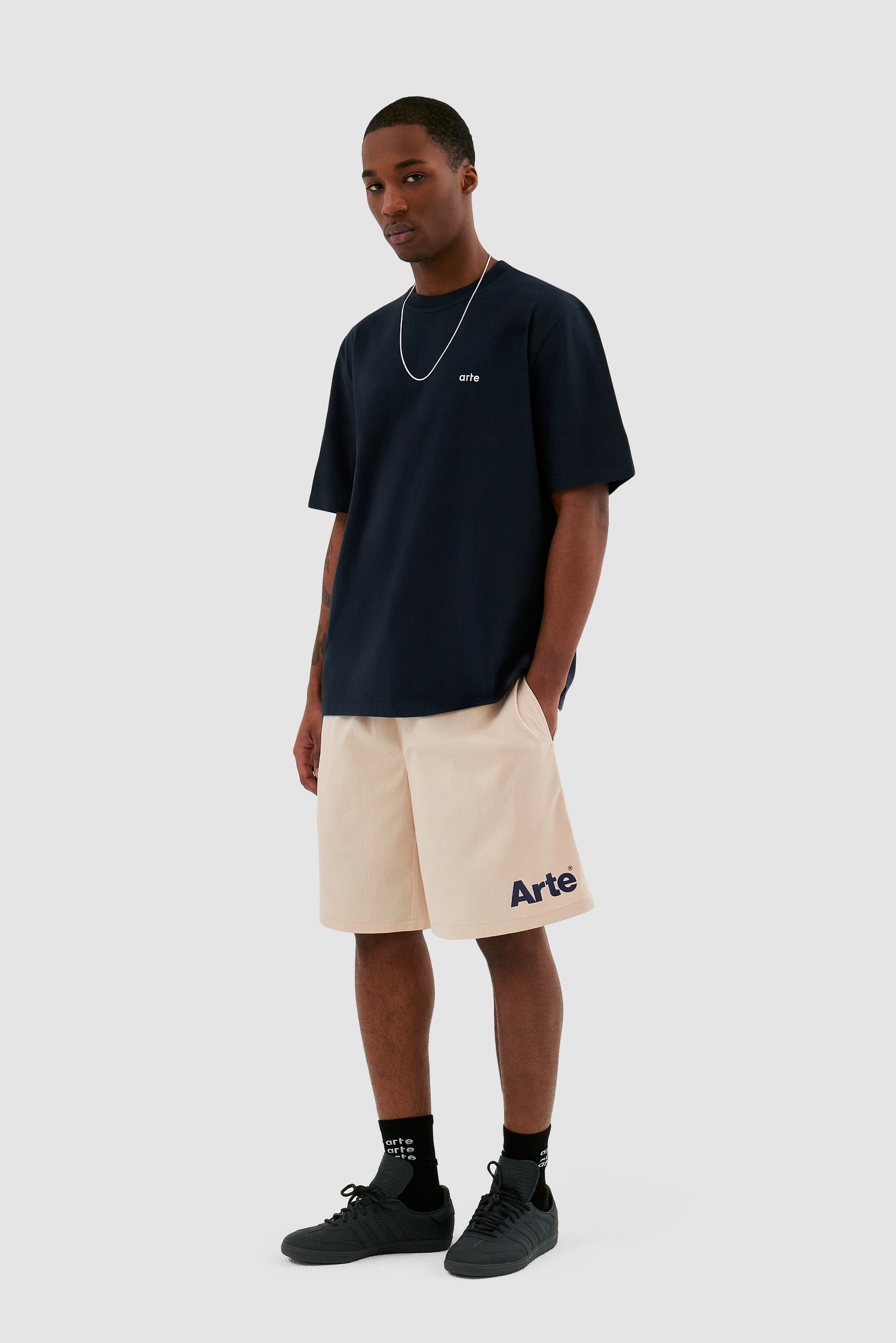 Samuel Logo Shorts - Cream
