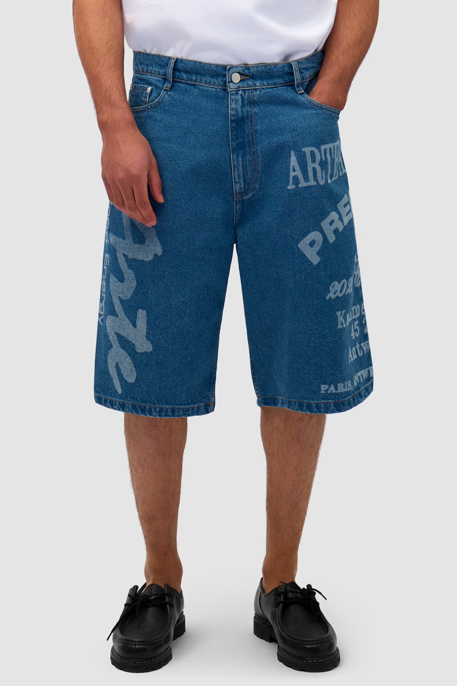 Arte Print Shorts - Denim Bleach