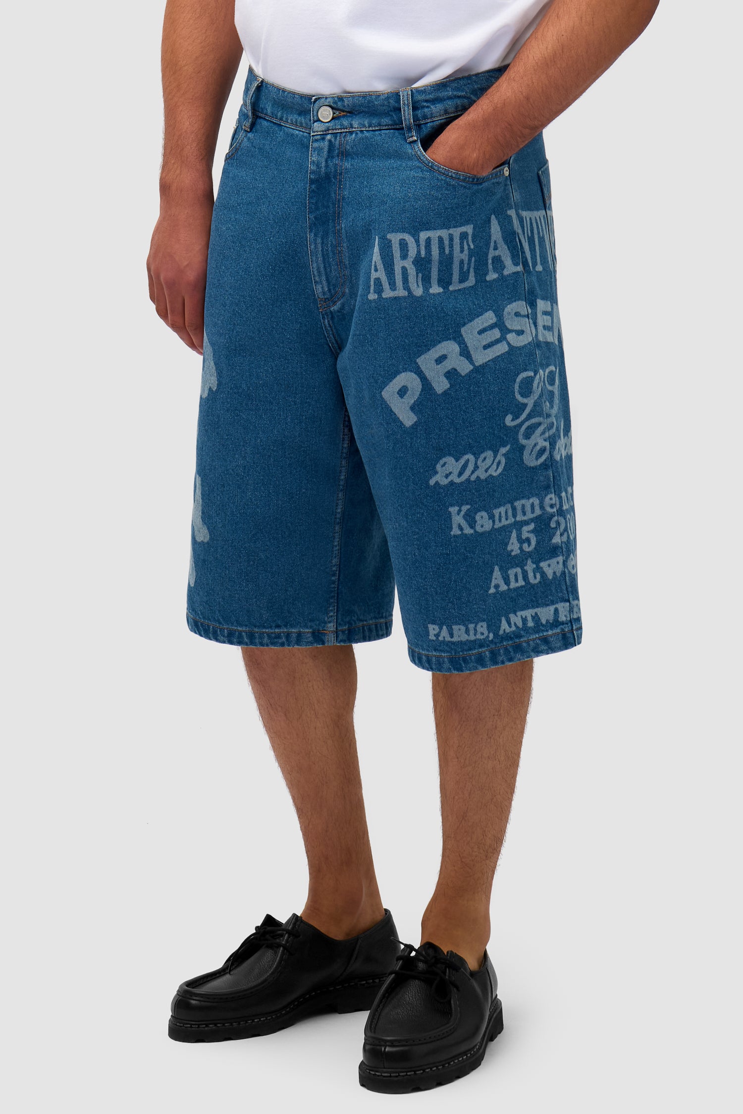 Arte Print Shorts - Denim Bleach